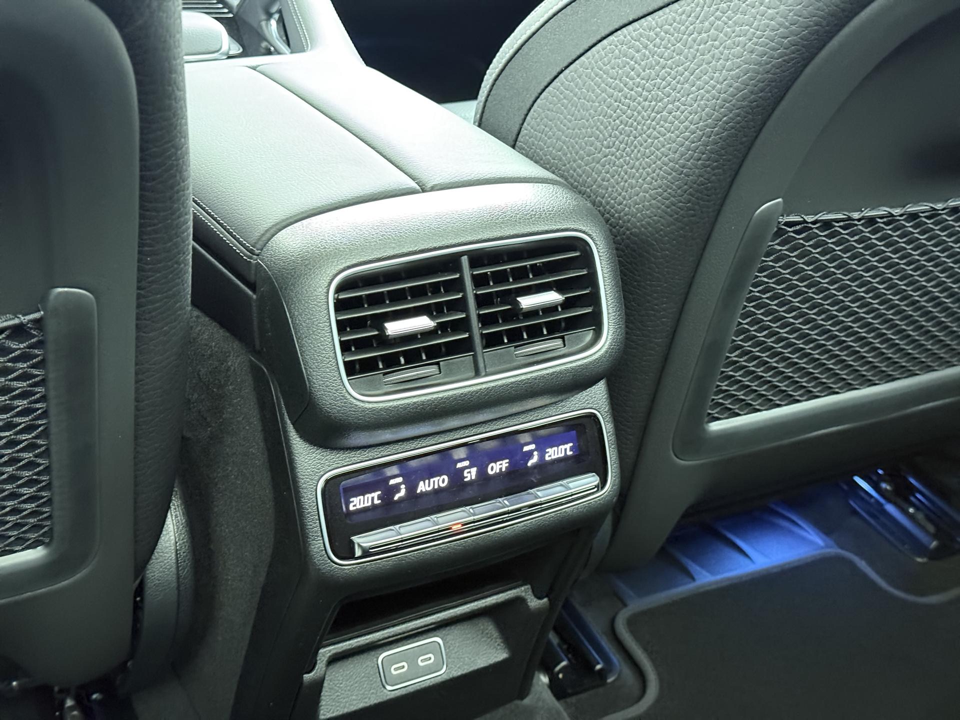 Mercedes-Benz GLE 400 e 4MATIC Sport Edition Premium Plus 30