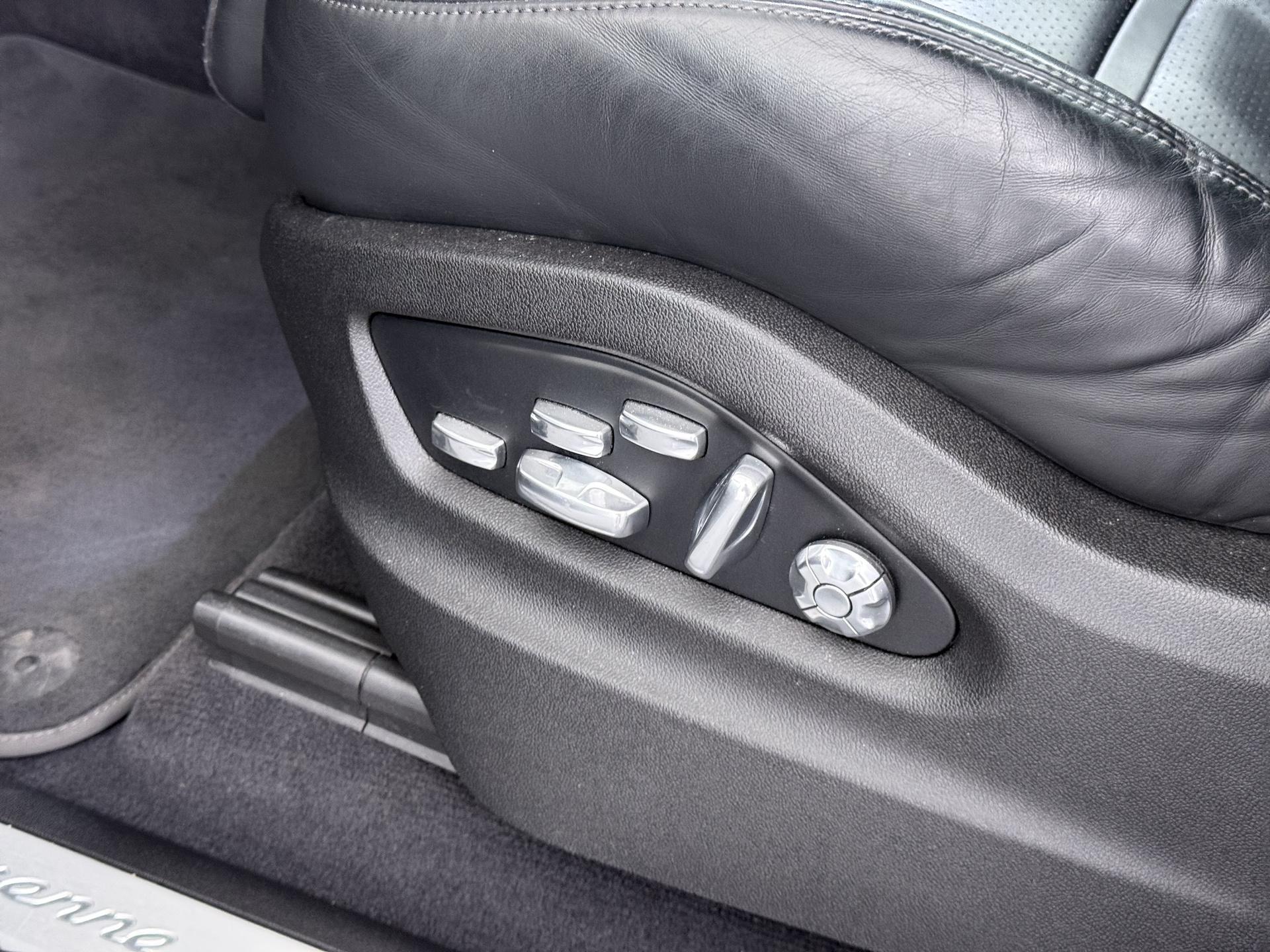 Porsche Cayenne Coupé 3.0 13