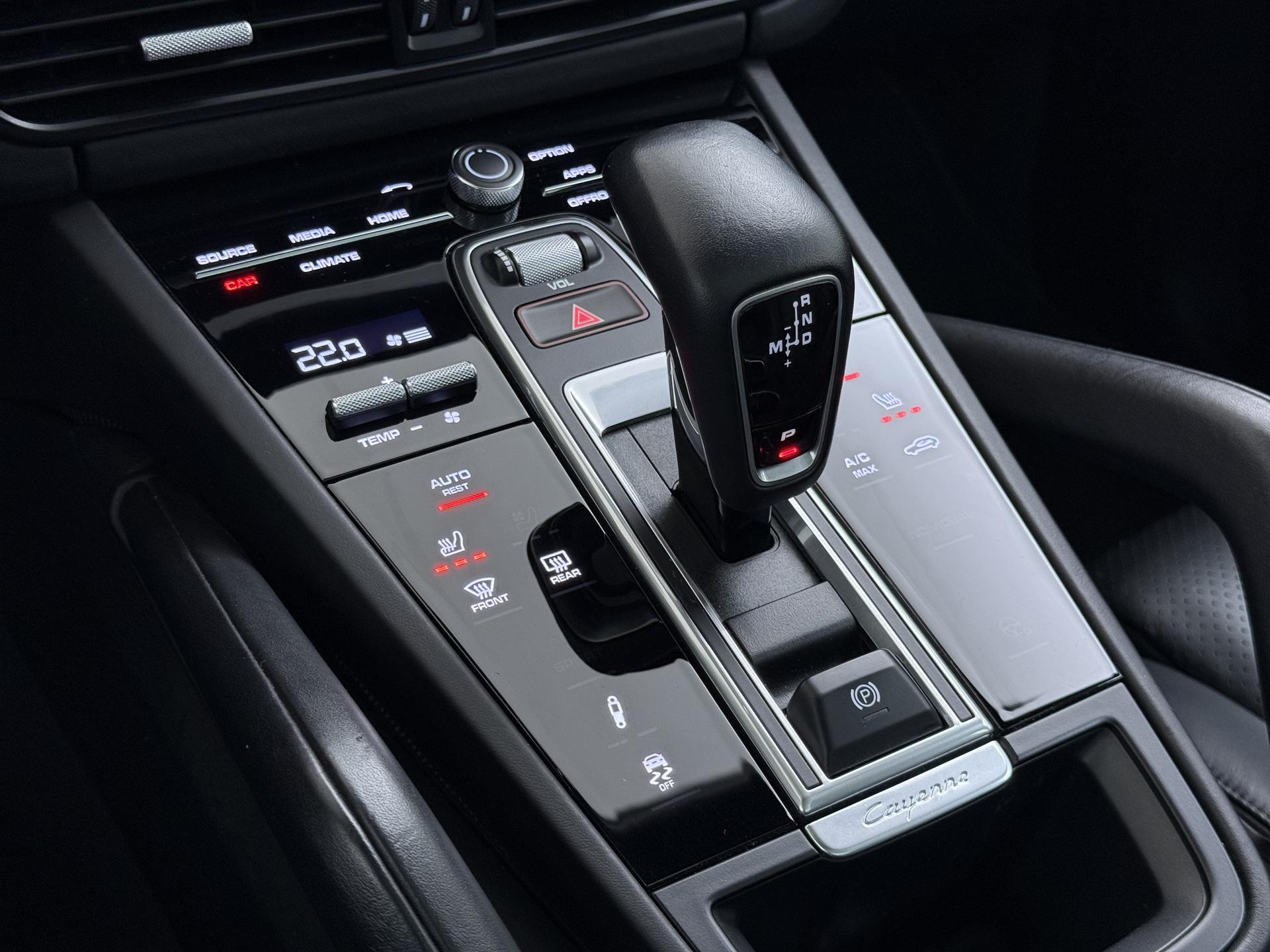 Porsche Cayenne Coupé 3.0 16