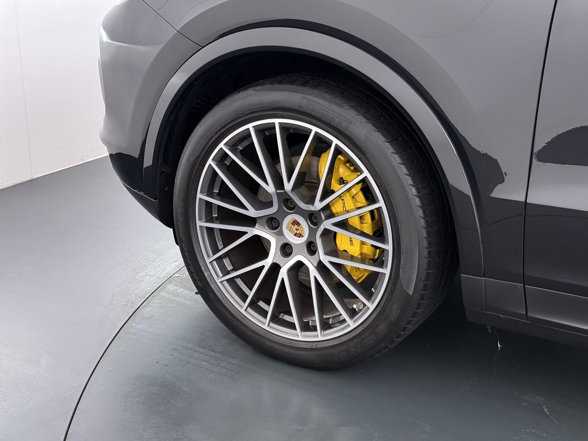 Porsche Cayenne Coupé 3.0 17