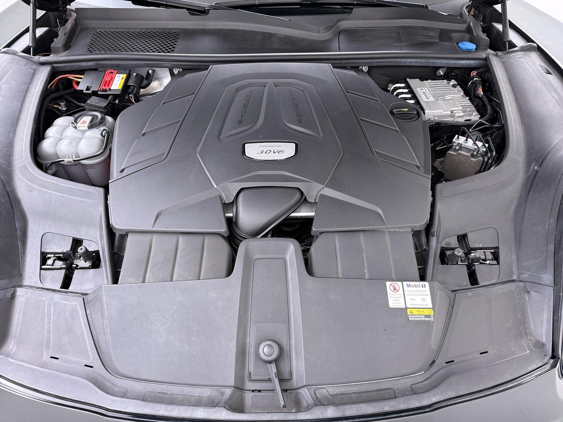 Porsche Cayenne Coupé 3.0 35