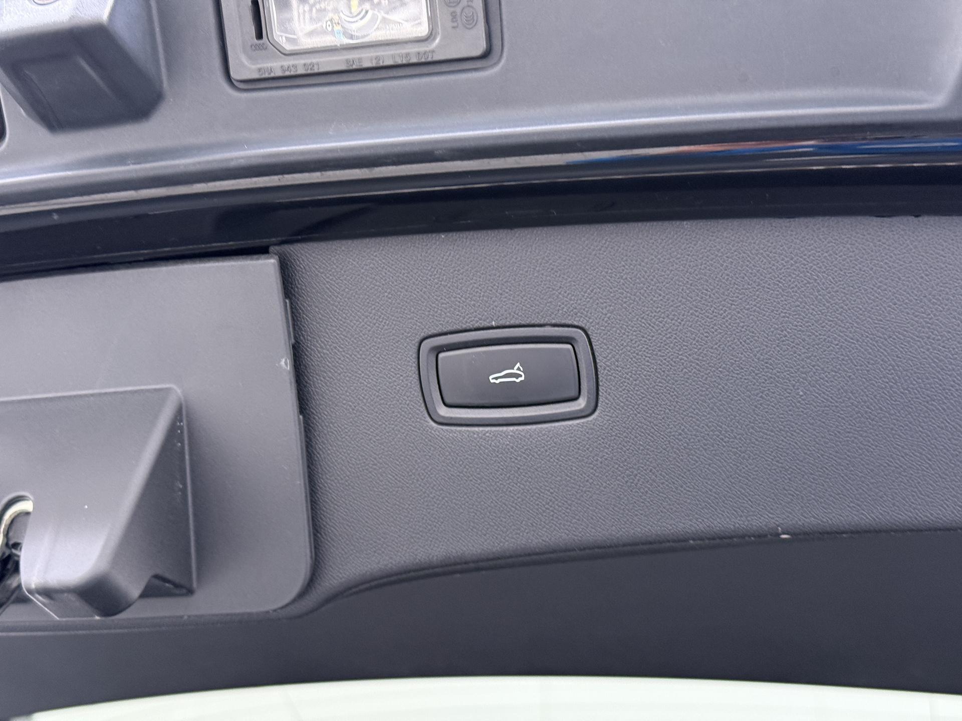 Porsche Cayenne Coupé 3.0 36