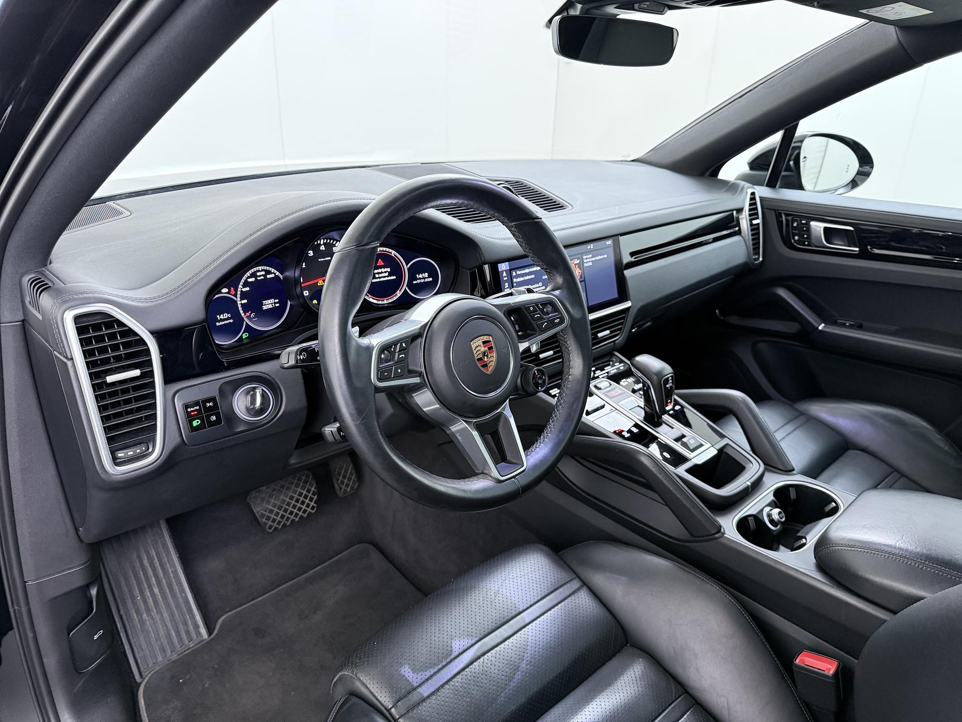 Porsche Cayenne Coupé 3.0 5