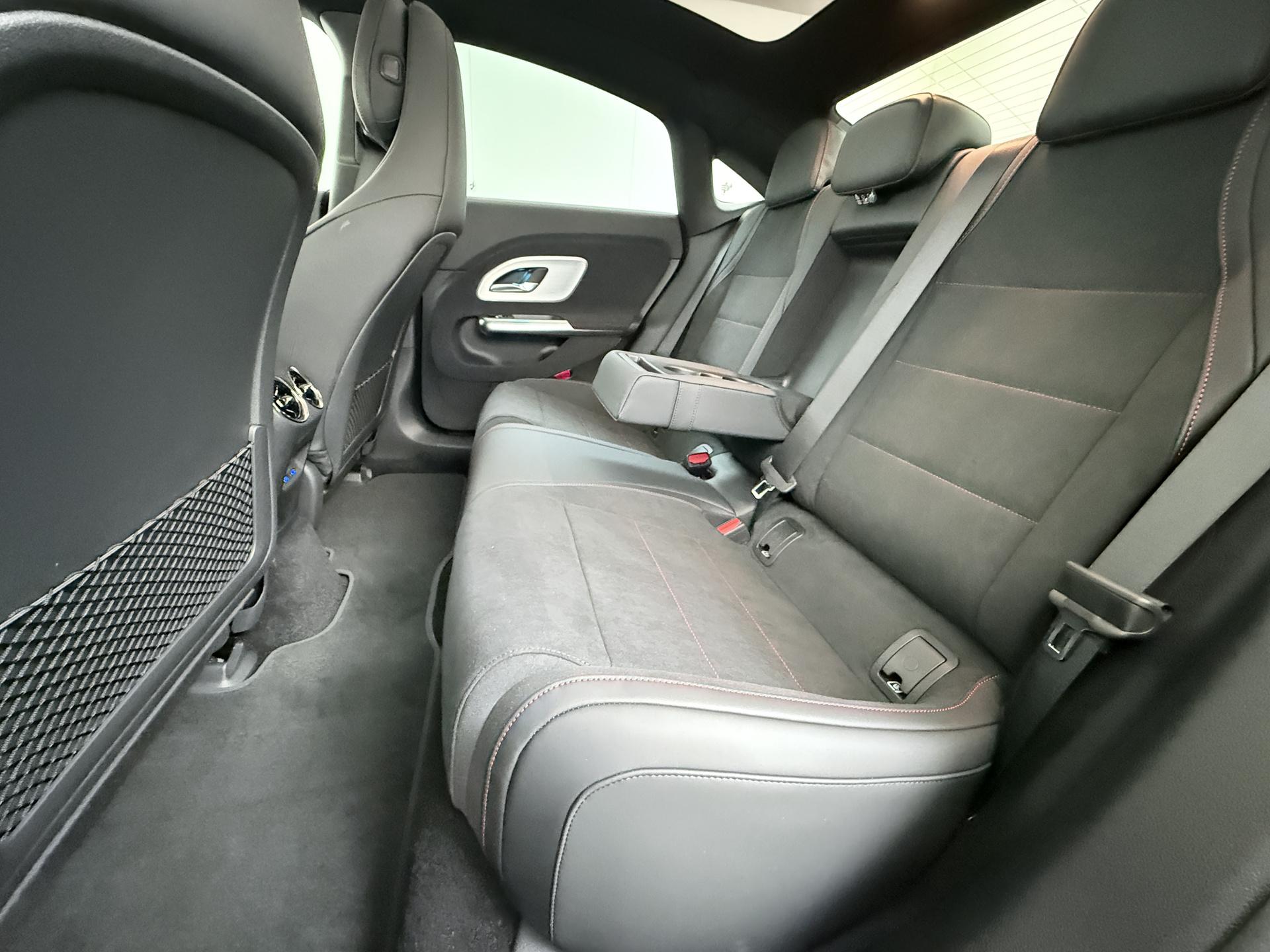 Mercedes-Benz CLA-Klasse 250+ Launch Edition 85 kWh 23