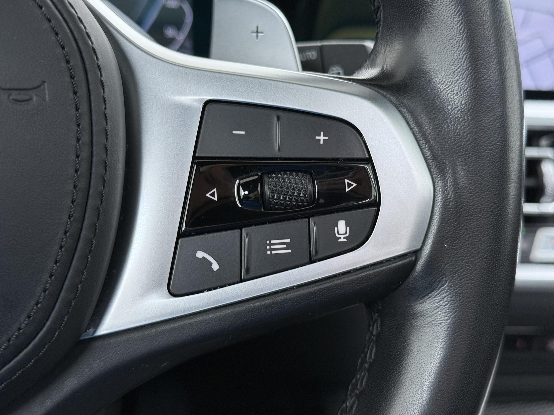 BMW 3 Serie Touring 330e 27