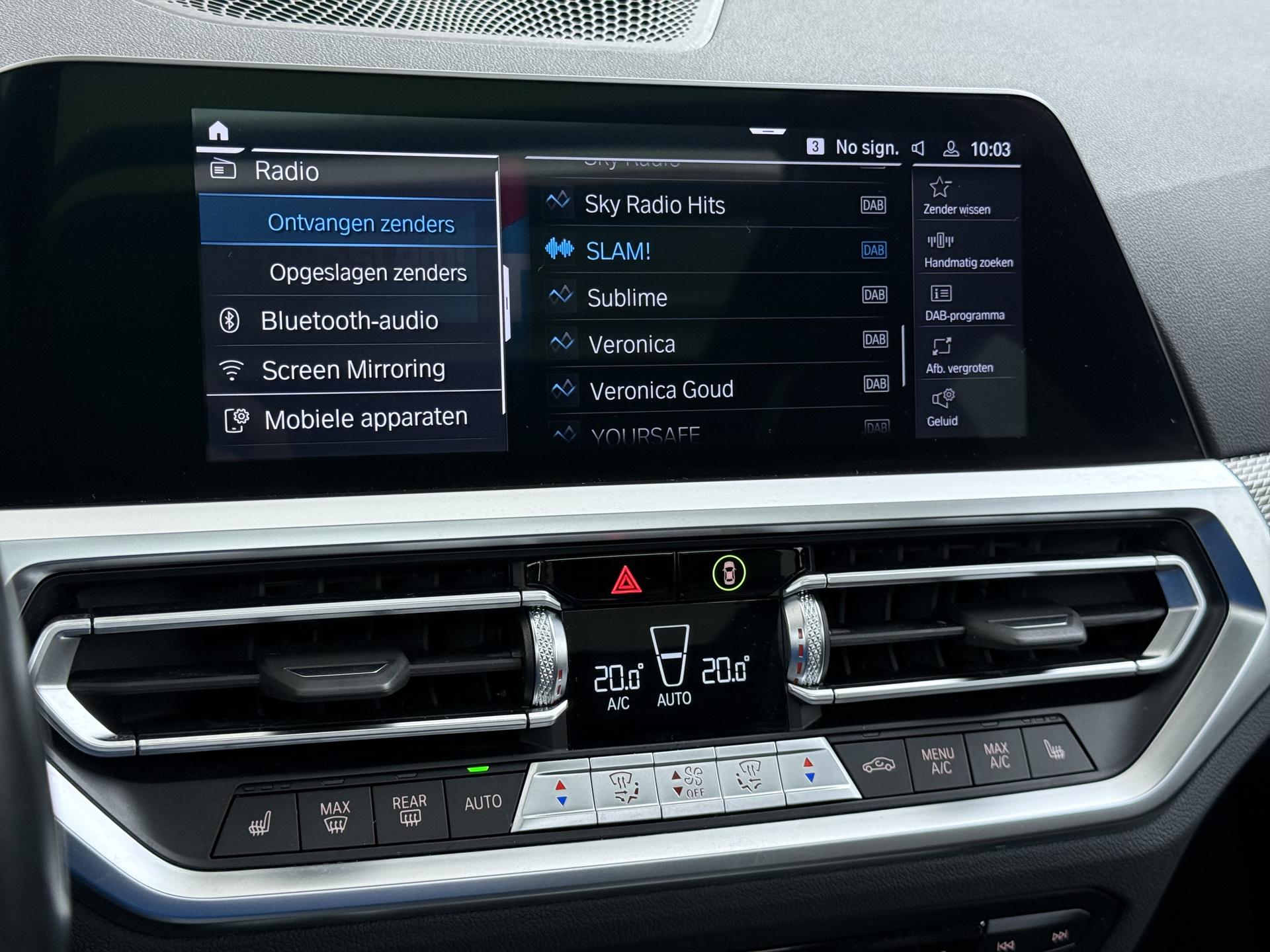 BMW 3 Serie Touring 330e 28