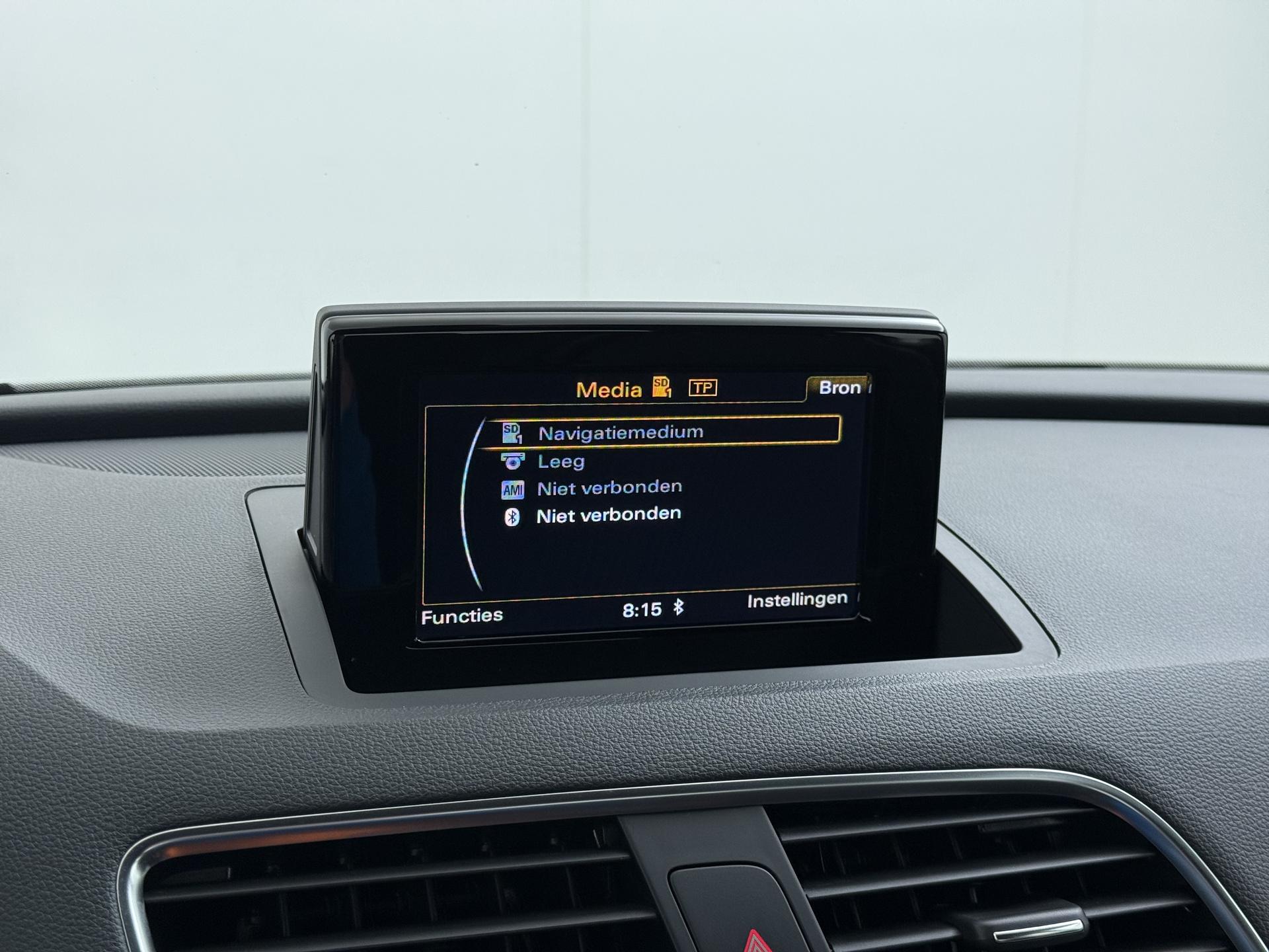 Audi Q3 1.4 TFSI CoD S Edition 28