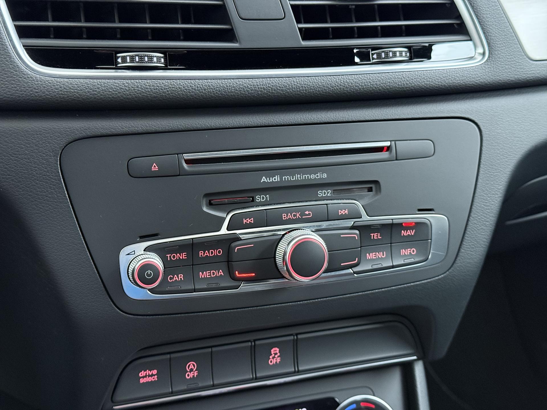 Audi Q3 1.4 TFSI CoD S Edition 31