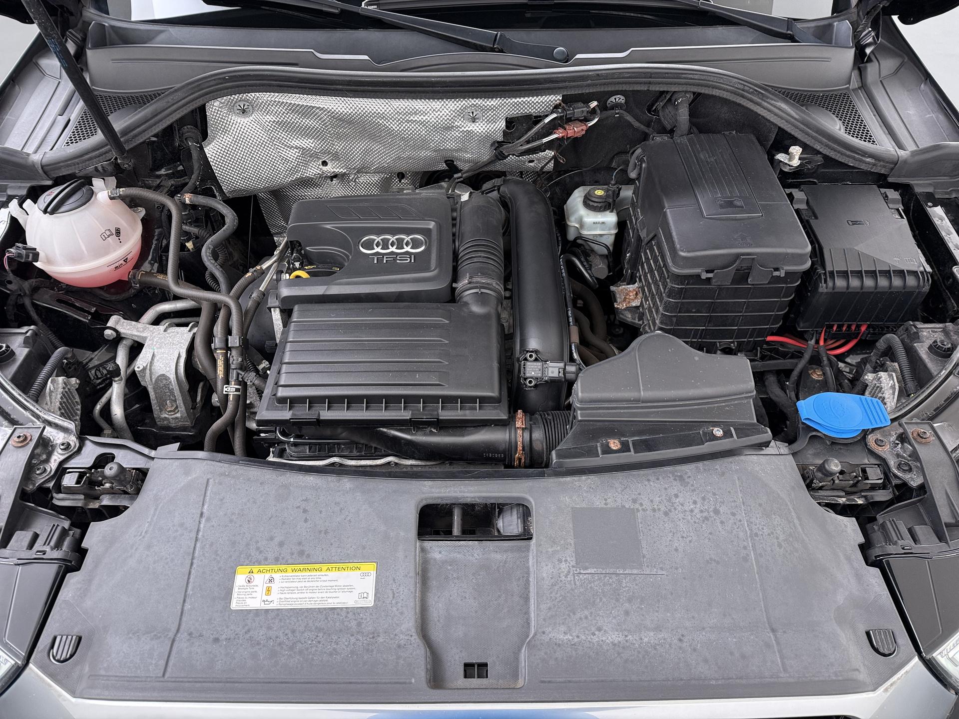 Audi Q3 1.4 TFSI CoD S Edition 9