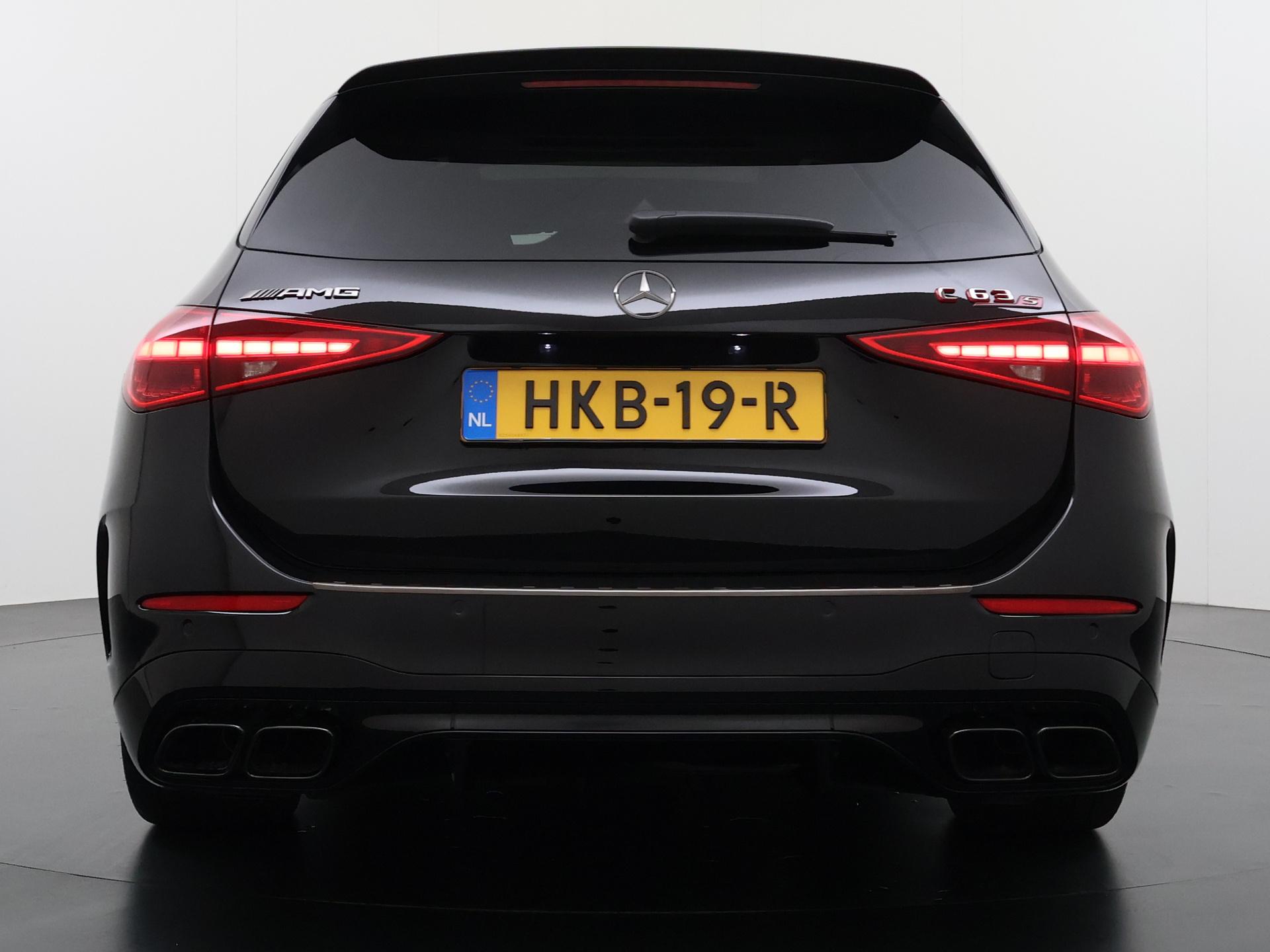 Mercedes-Benz C-Klasse Estate AMG 63 S E Performance 6