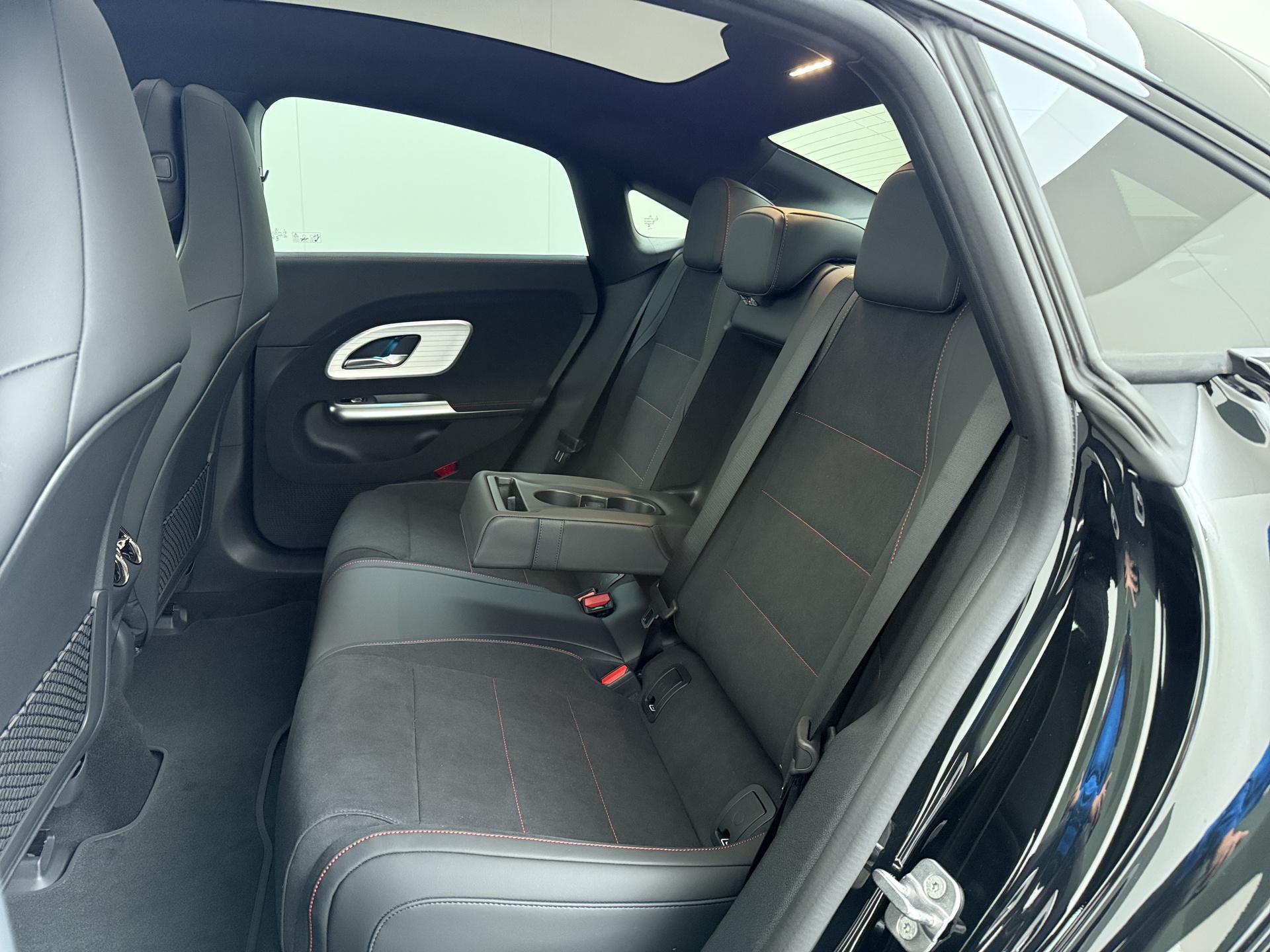 Mercedes-Benz CLA-Klasse 250+ Launch Edition 85 kWh 23