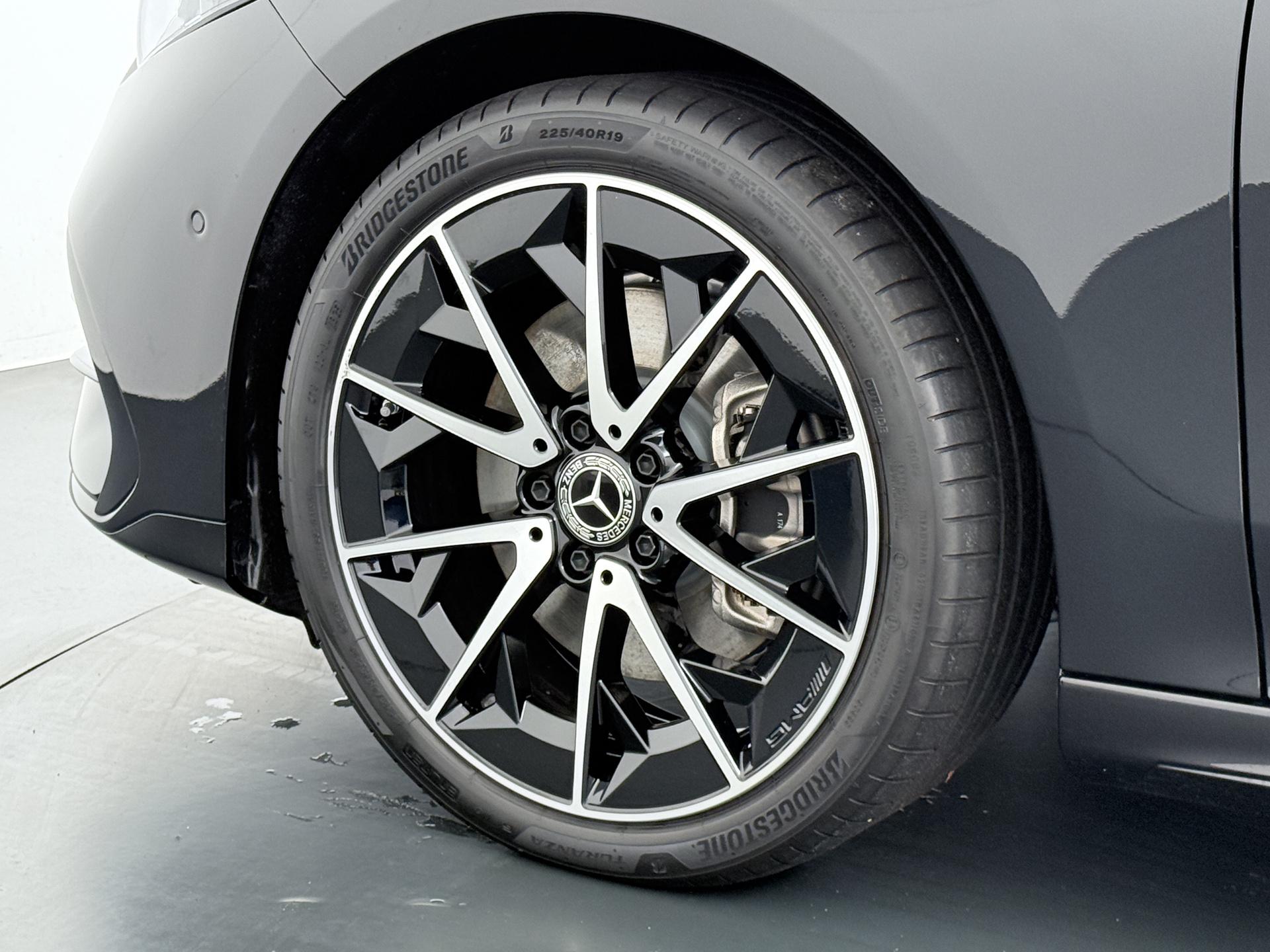 Mercedes-Benz CLA-Klasse 250+ Launch Edition 85 kWh 13