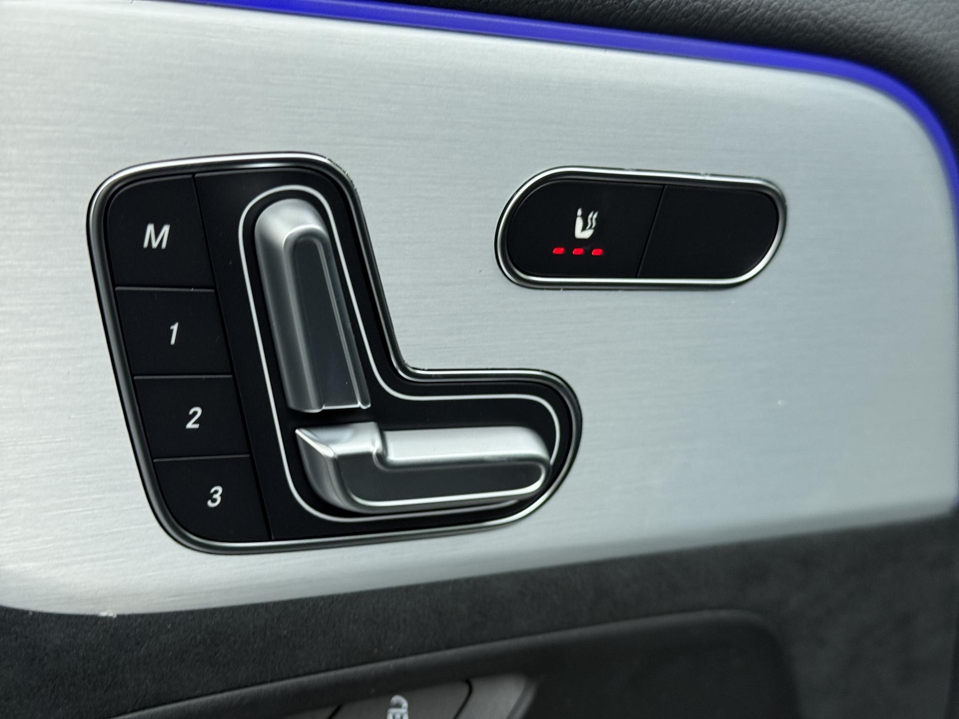 Mercedes-Benz GLA-klasse 250 e Business Solution AMG 14