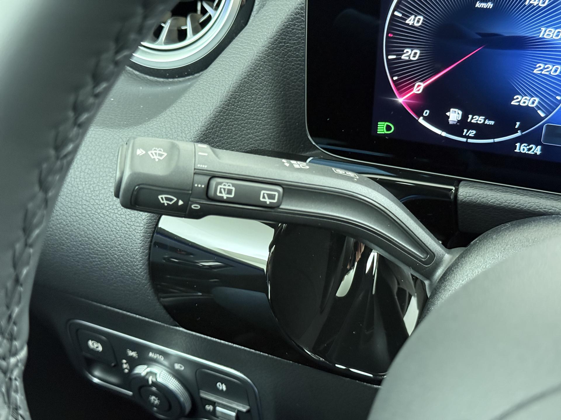 Mercedes-Benz GLA-klasse 250 e Business Solution AMG 33