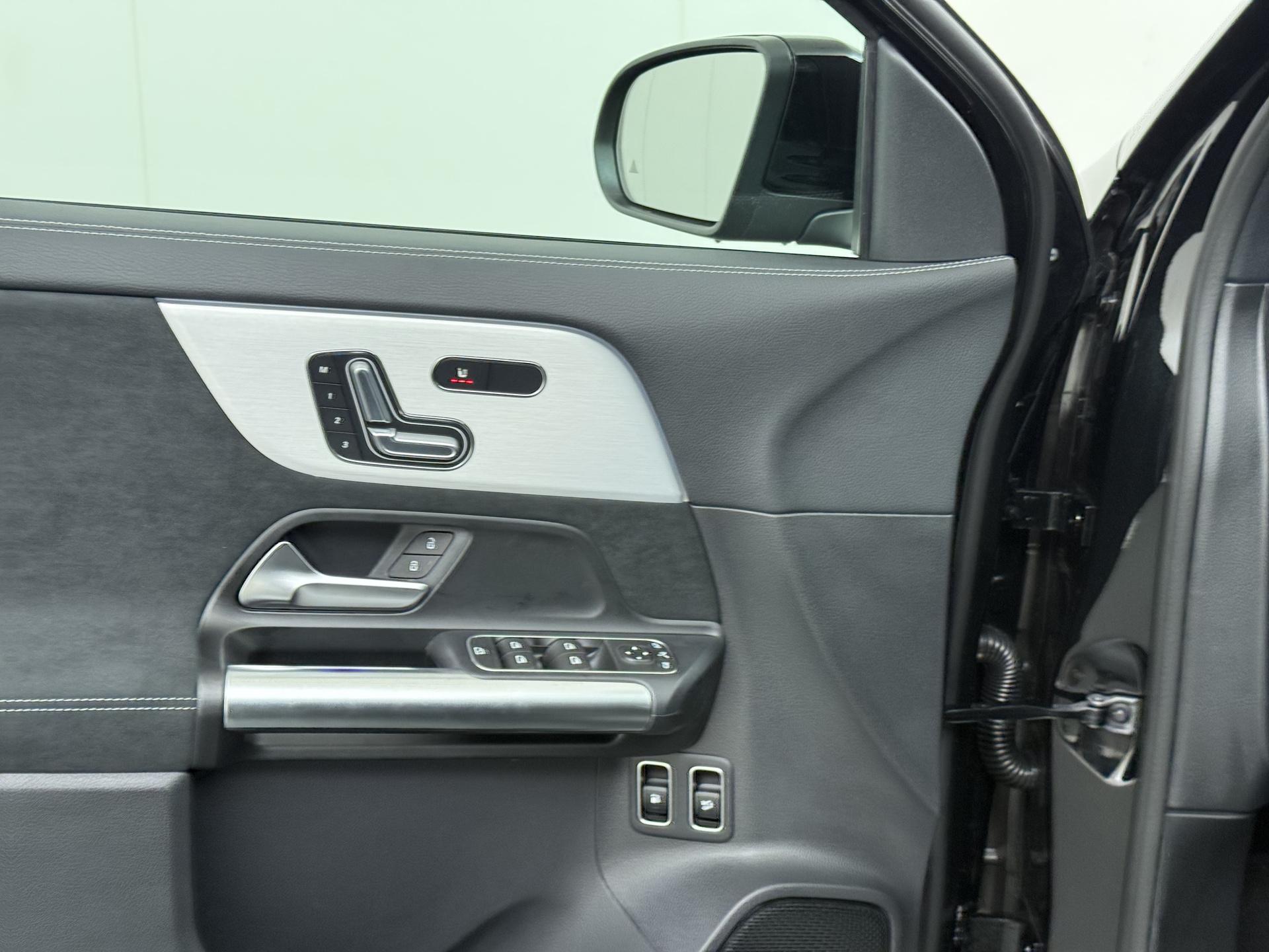 Mercedes-Benz GLA-klasse 250 e Business Solution AMG 5