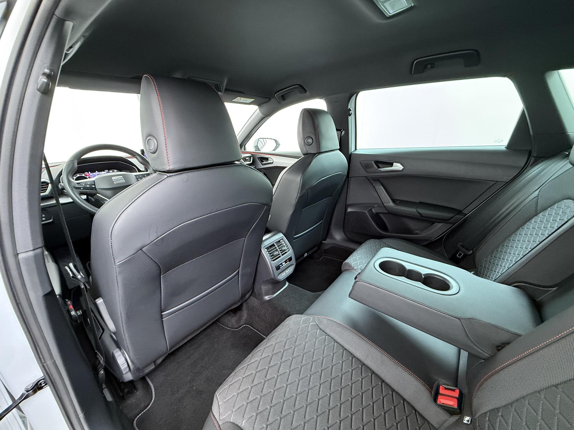 SEAT Leon Sportstourer 1.5 TSI e-Hybrid FR PHEV First Edition 17