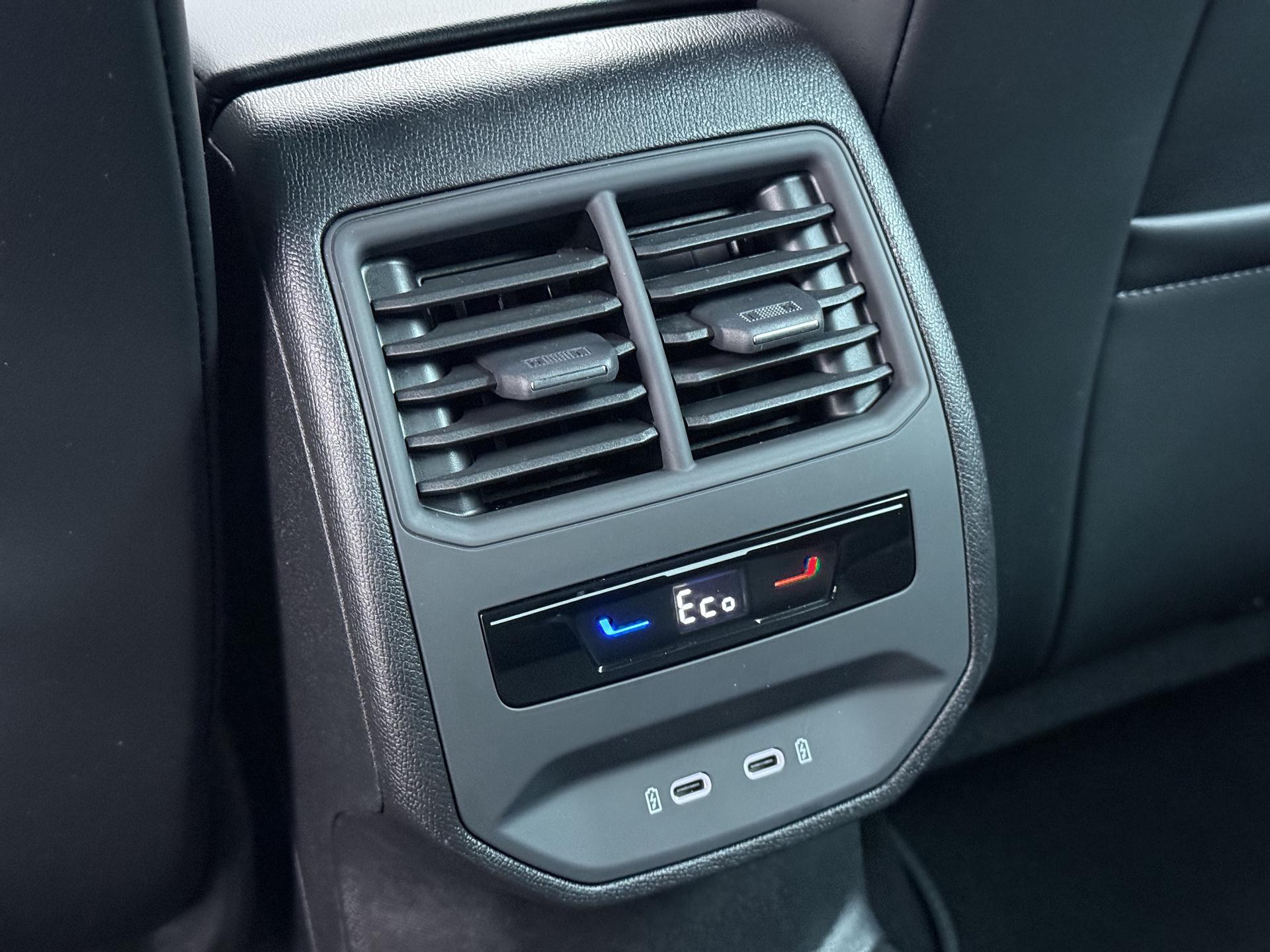 SEAT Leon Sportstourer 1.5 TSI e-Hybrid FR PHEV First Edition 19