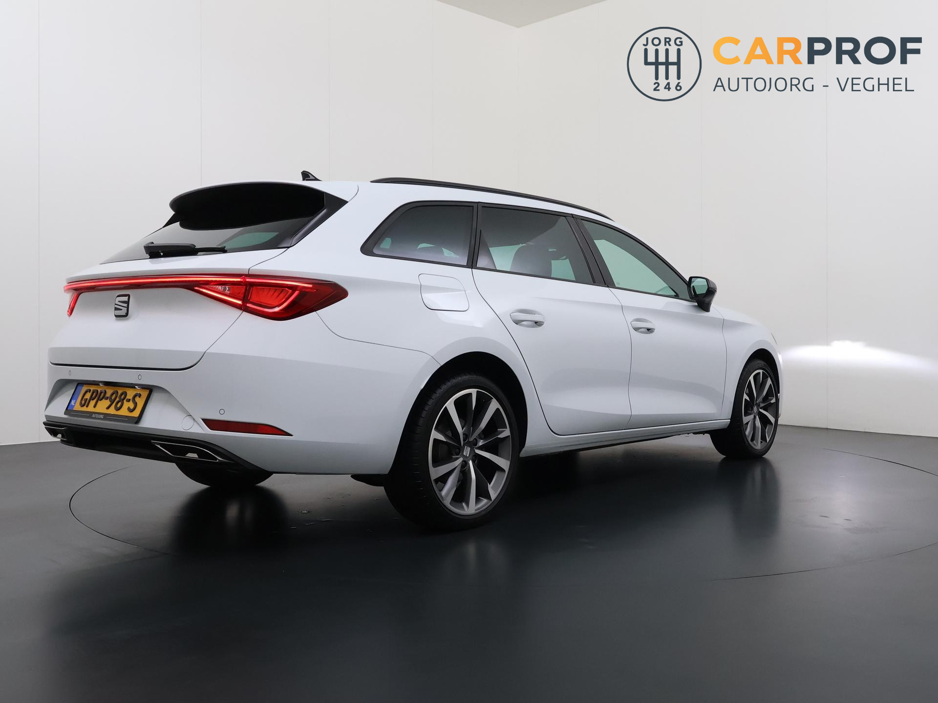 SEAT Leon Sportstourer 1.5 TSI e-Hybrid FR PHEV First Edition 2