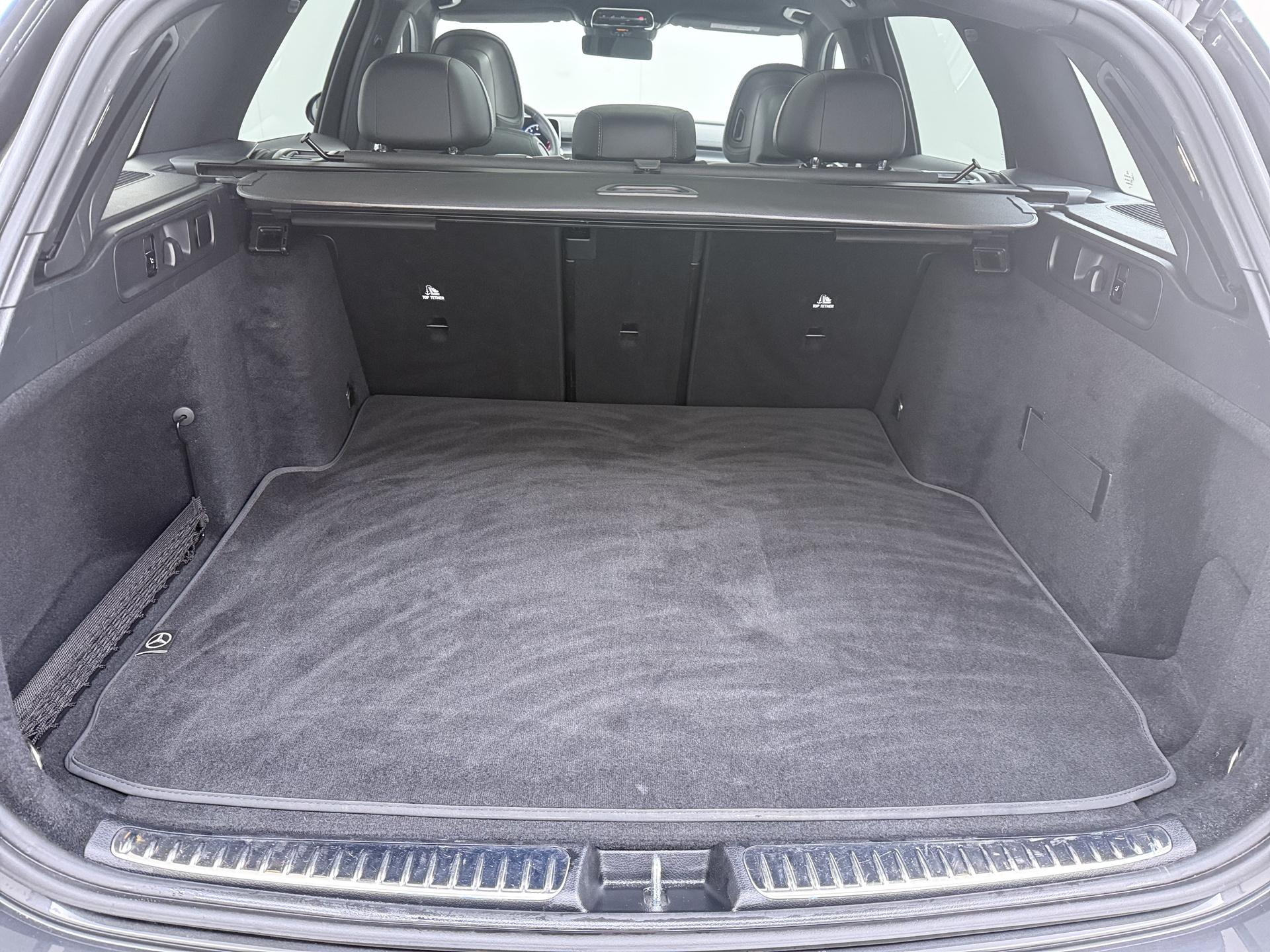 Mercedes-Benz C-Klasse Estate 180 AMG Line Star Edition 18