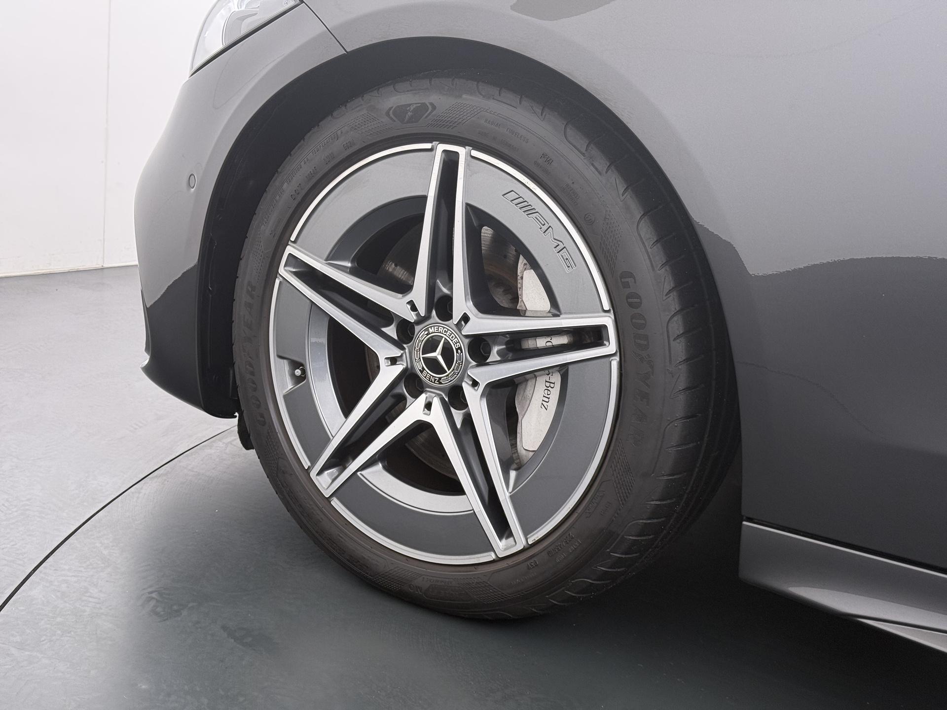 Mercedes-Benz C-Klasse Estate 180 AMG Line Star Edition 20