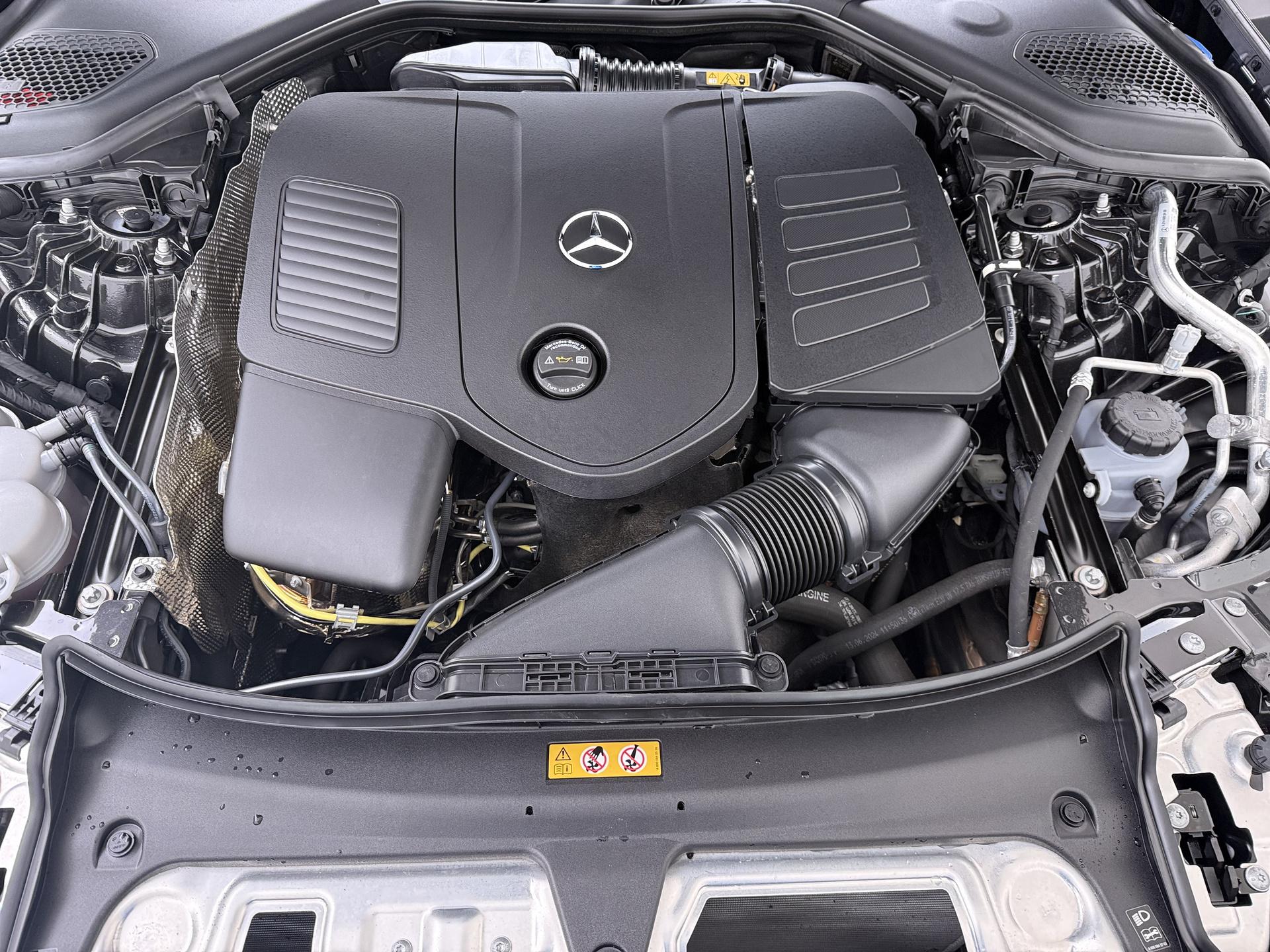 Mercedes-Benz E-Klasse Estate 300 e Sport Edition 23