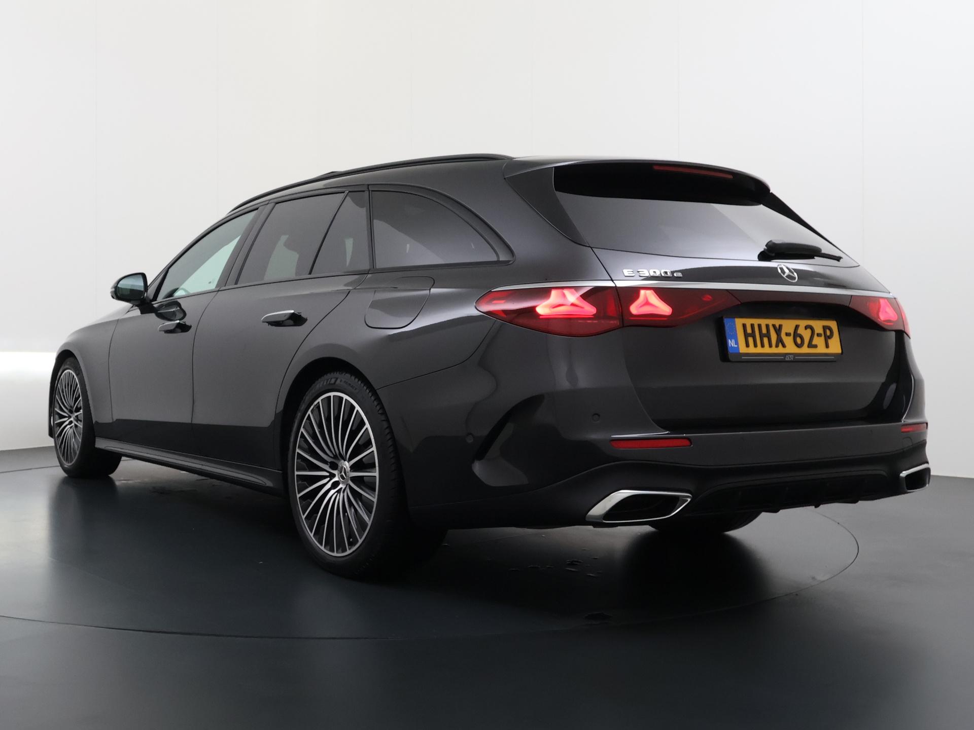 Mercedes-Benz E-Klasse Estate 300 e Sport Edition 4