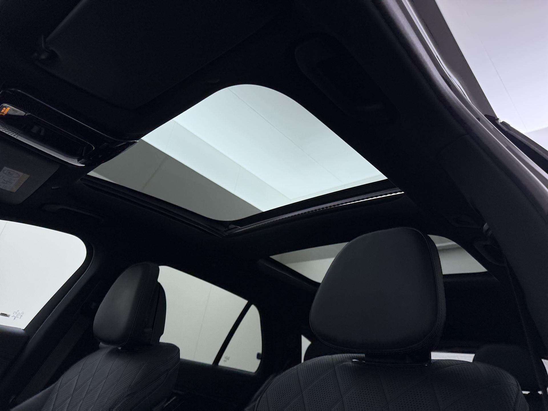 Mercedes-Benz E-Klasse Estate 300 e Sport Edition 5