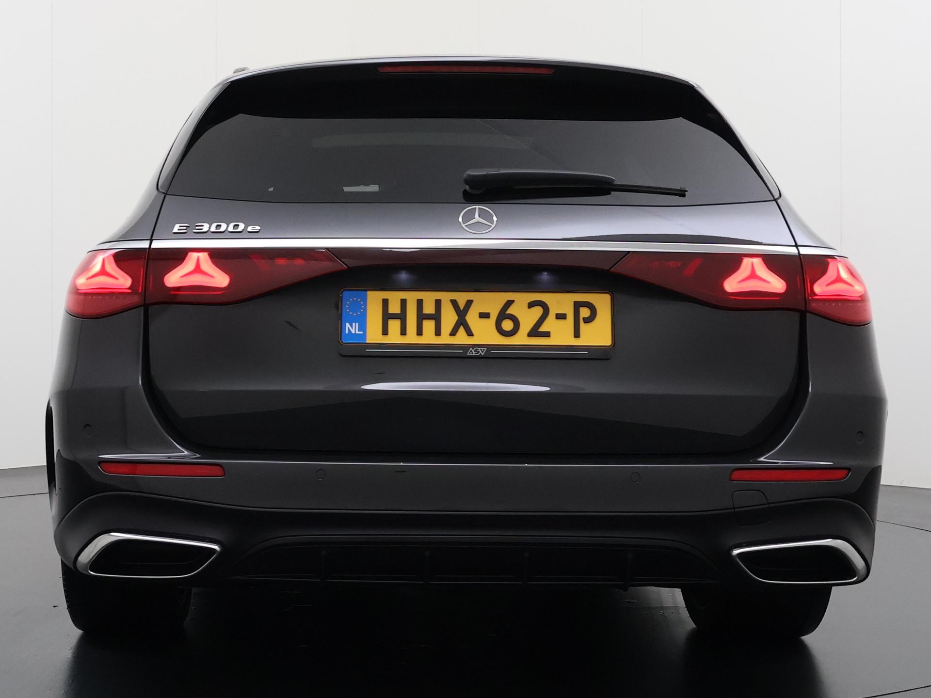 Mercedes-Benz E-Klasse Estate 300 e Sport Edition 6