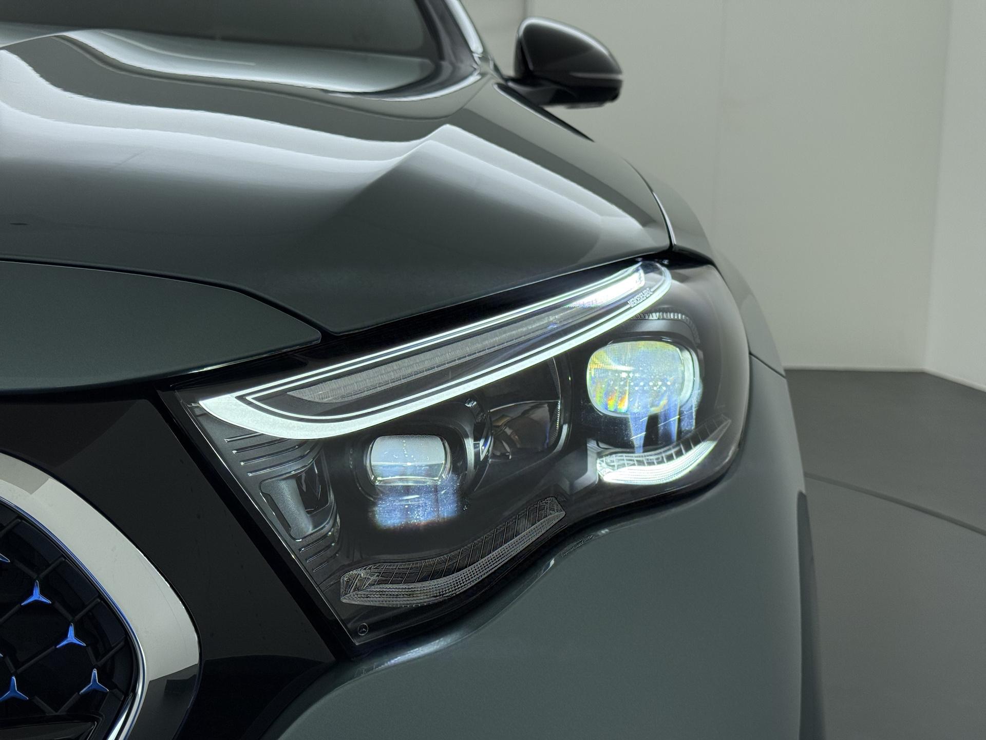 Mercedes-Benz E-Klasse Estate 300 e Sport Edition 17