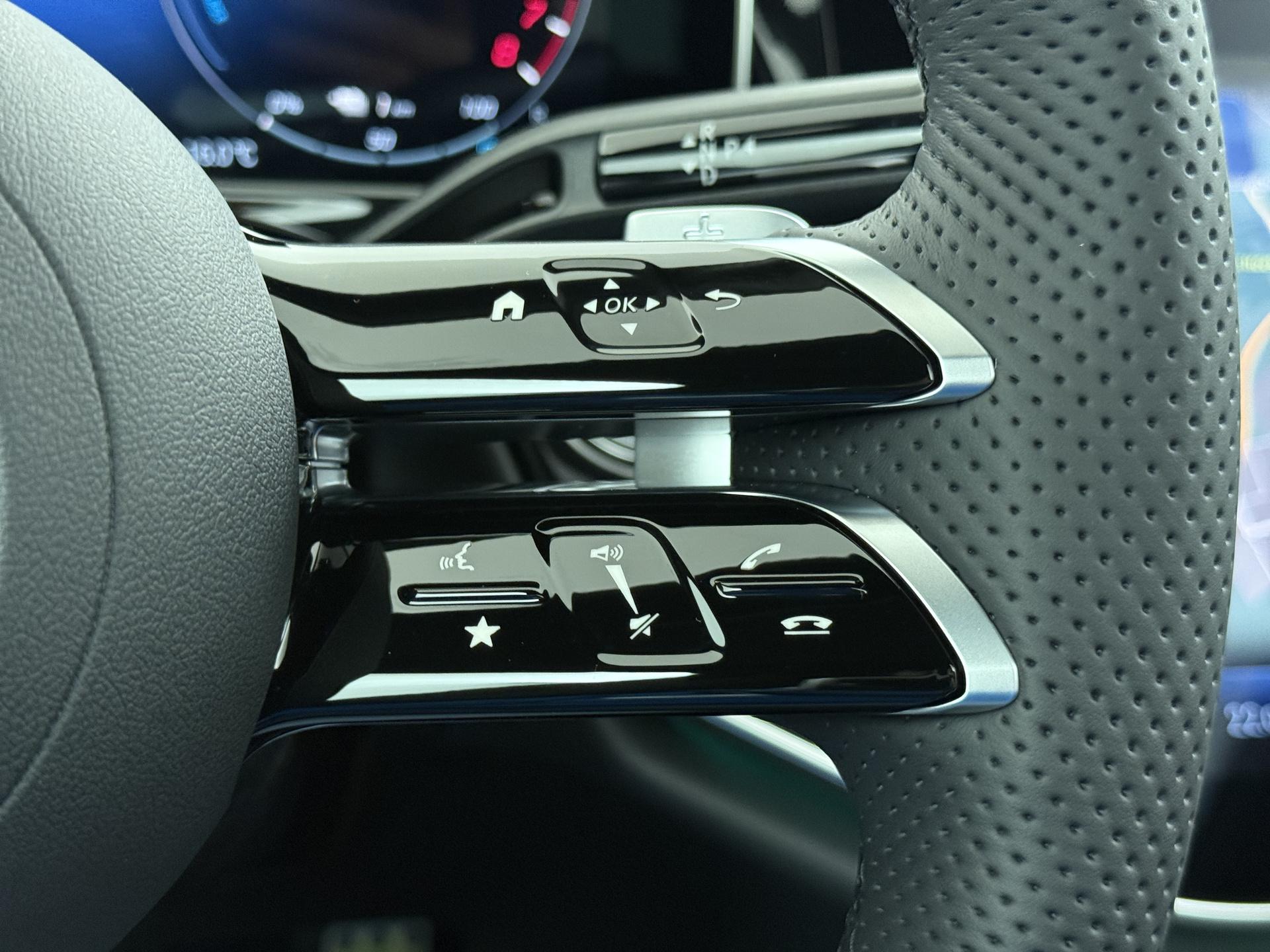 Mercedes-Benz E-Klasse Estate 300 e Sport Edition 34