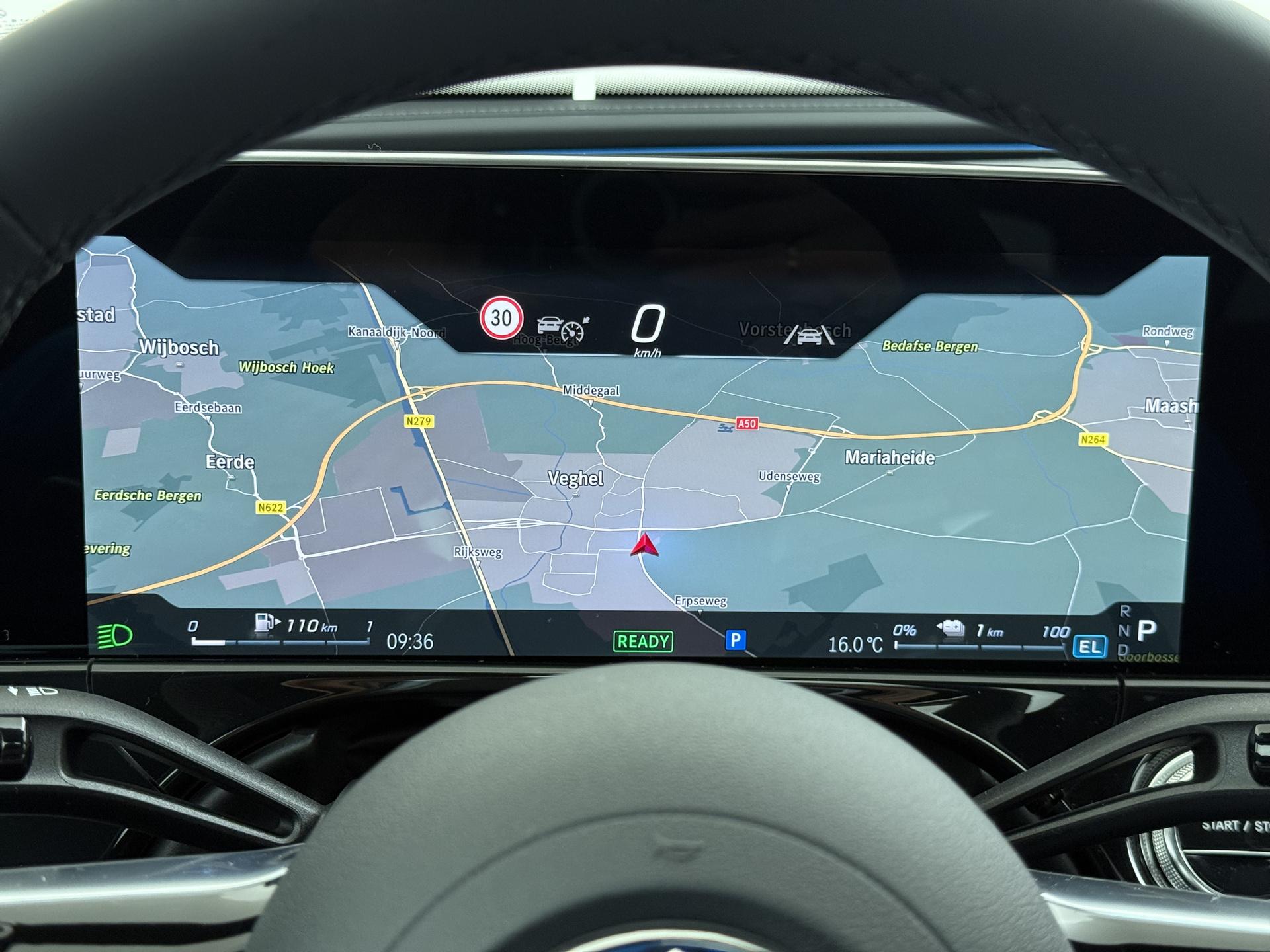 Mercedes-Benz E-Klasse Estate 300 e Sport Edition 36