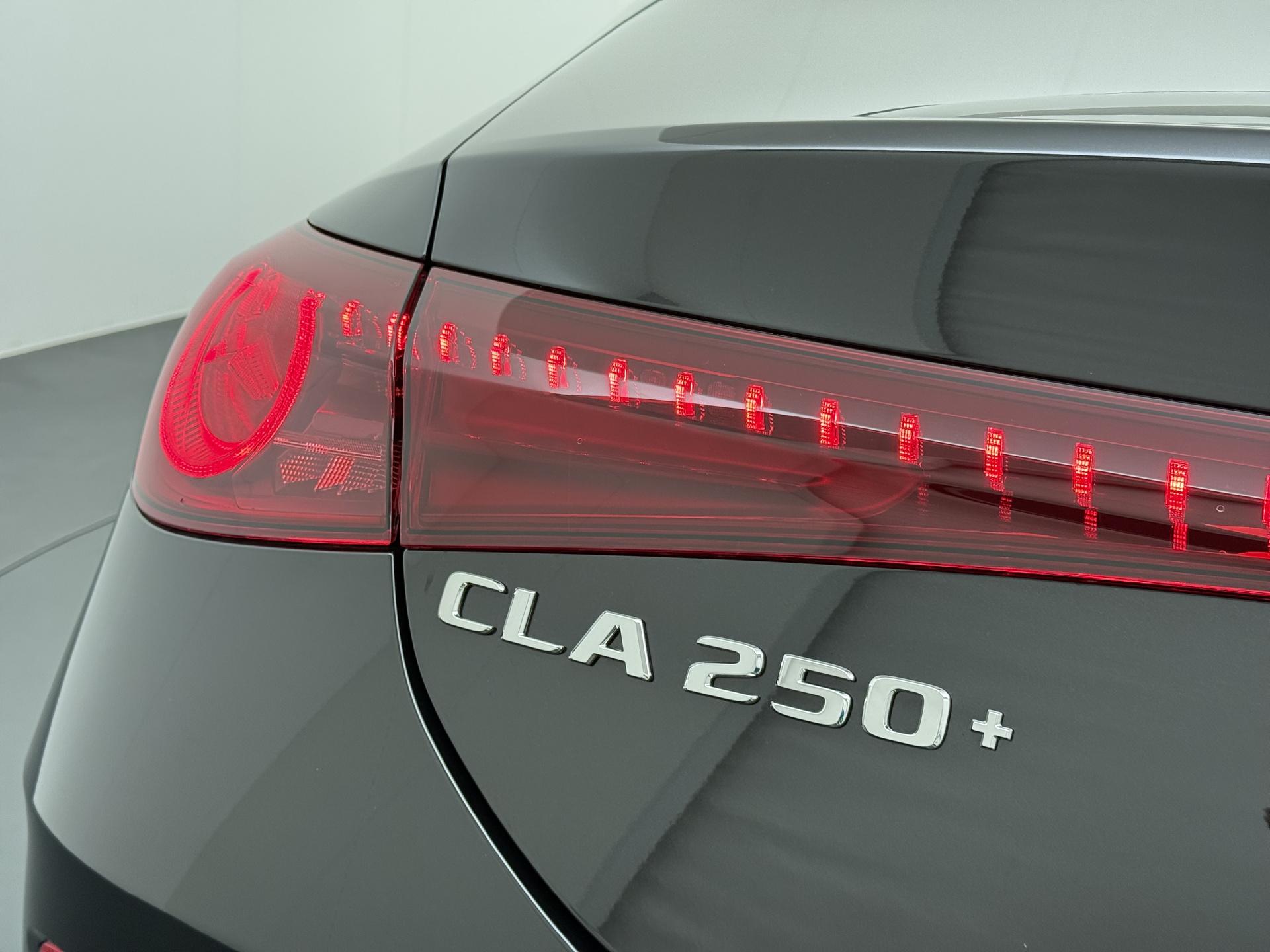 Mercedes-Benz CLA-Klasse 250+ Launch Edition 85 kWh 11