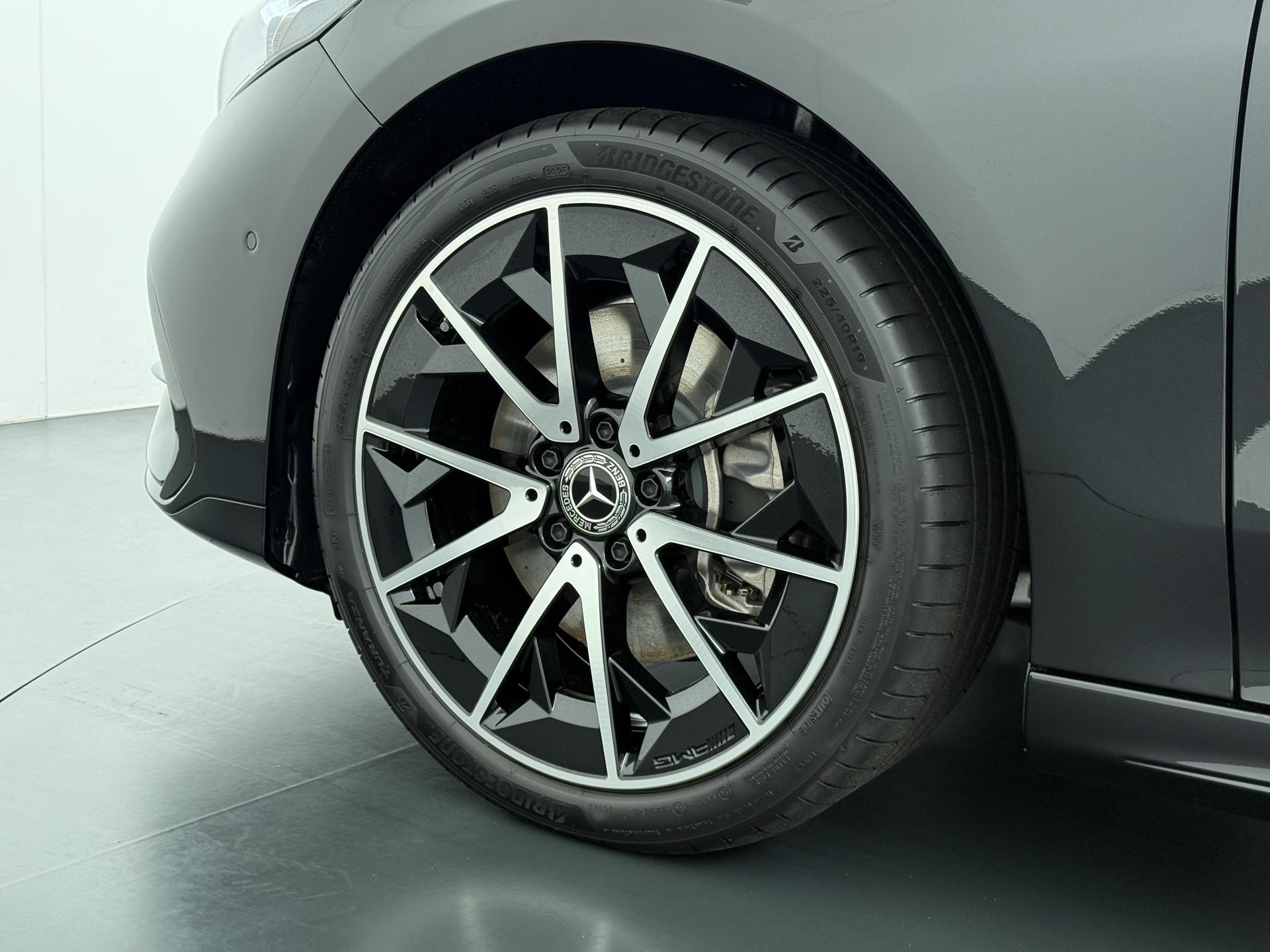 Mercedes-Benz CLA-Klasse 250+ Launch Edition 85 kWh 14