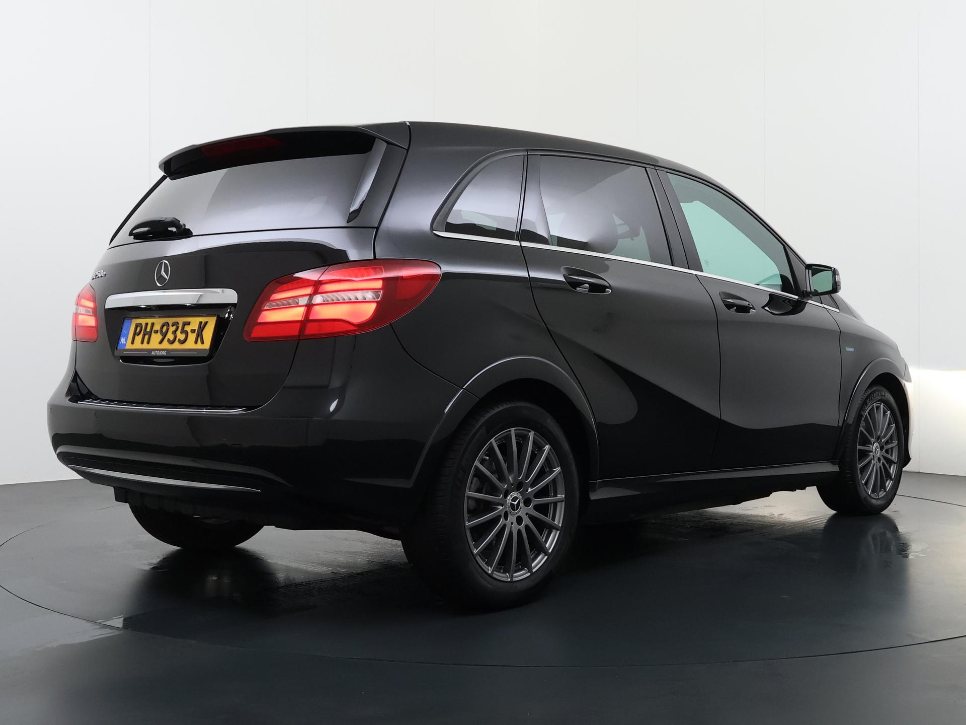 Mercedes-Benz B-Klasse 250 e Prestige 28 kWh 2