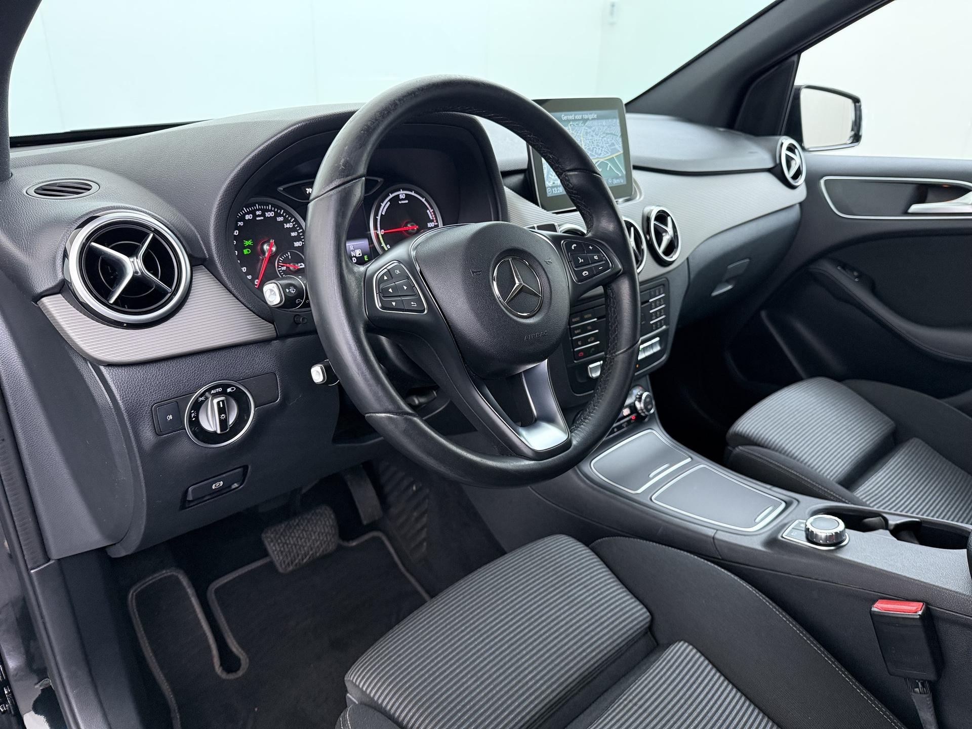 Mercedes-Benz B-Klasse 250 e Prestige 28 kWh 5