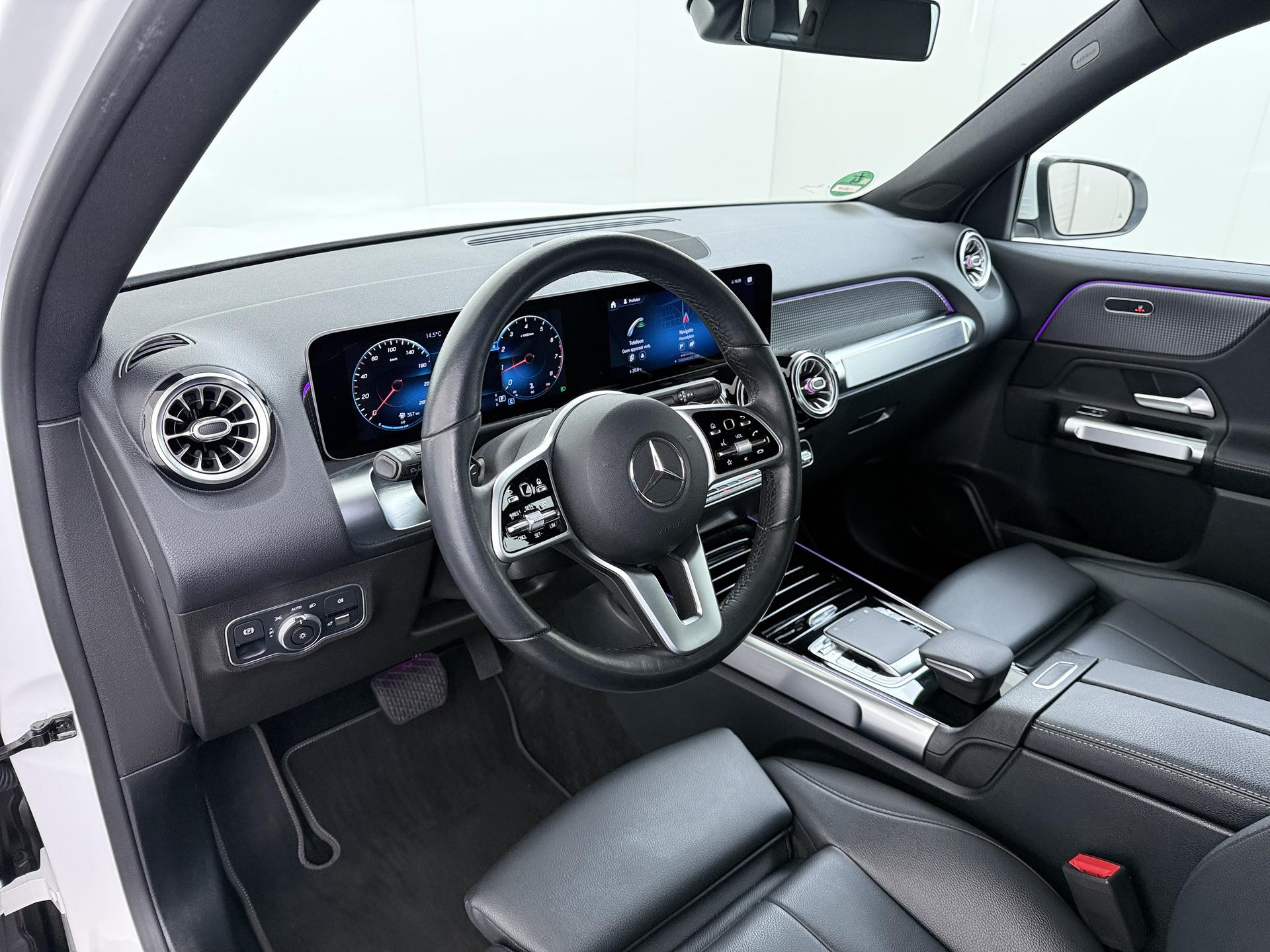 Mercedes-Benz GLB 200 Luxury Business Solution 1