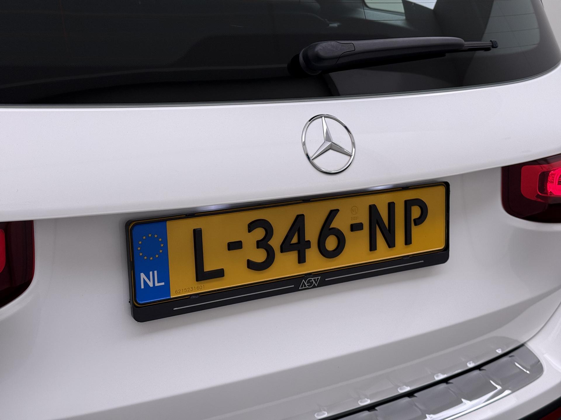 Mercedes-Benz GLB 200 Luxury Business Solution 16