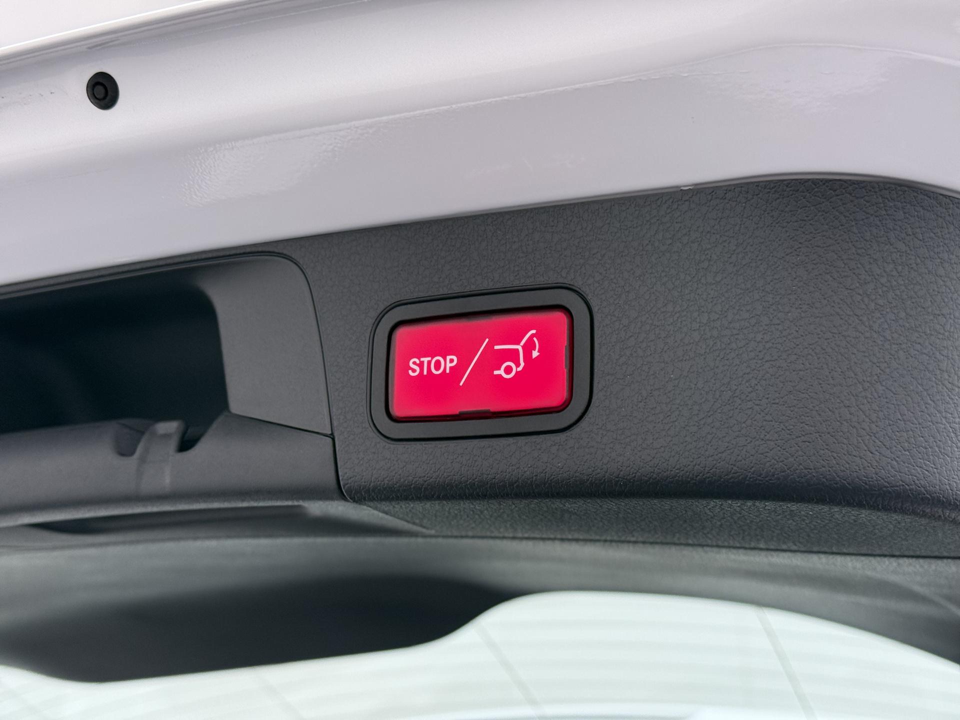 Mercedes-Benz GLB 200 Luxury Business Solution 18