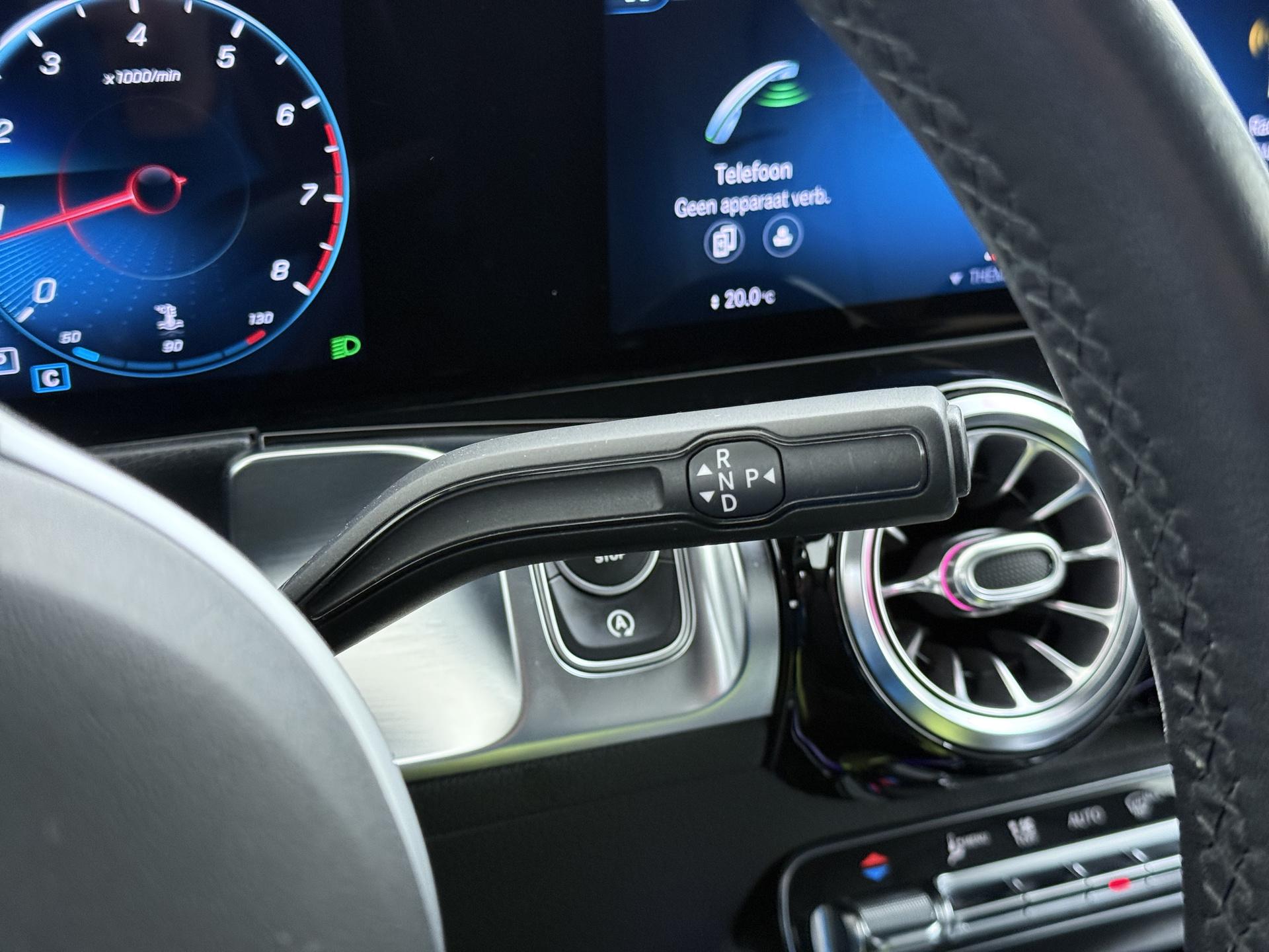 Mercedes-Benz GLB 200 Luxury Business Solution 29