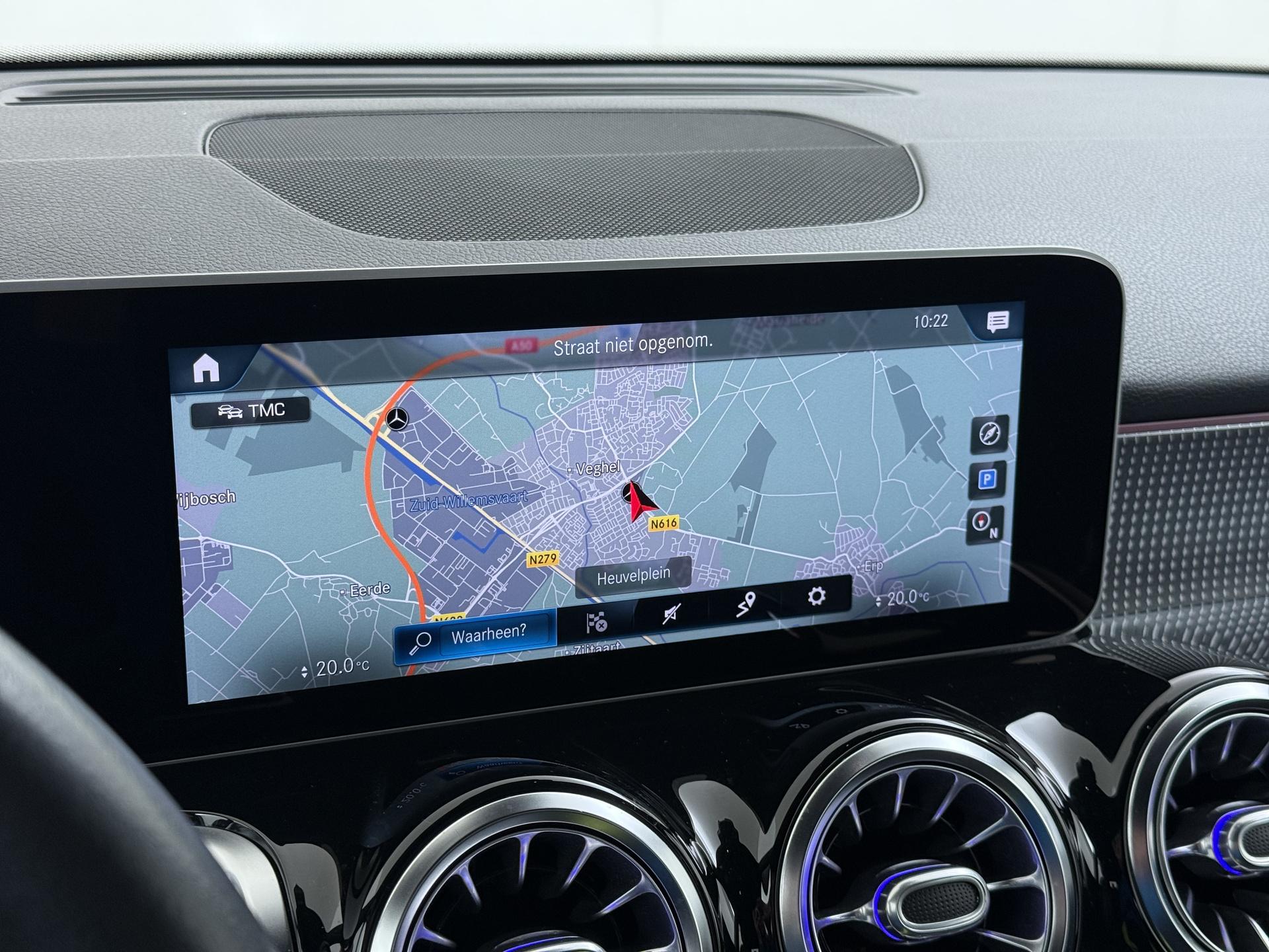 Mercedes-Benz GLB 200 Luxury Business Solution 37