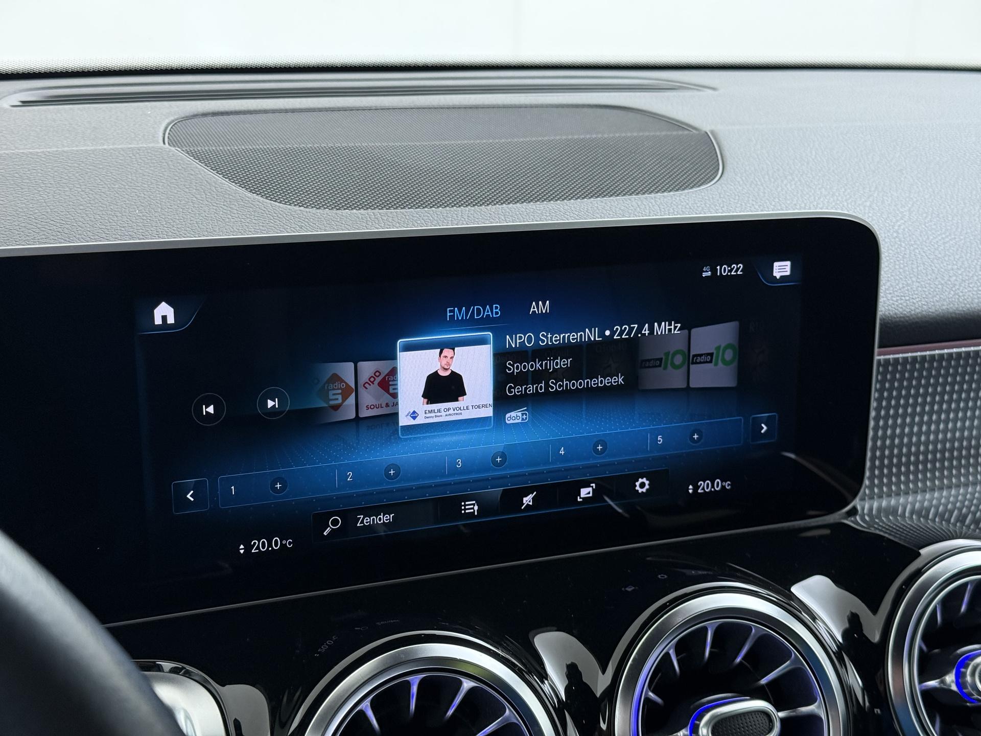 Mercedes-Benz GLB 200 Luxury Business Solution 38