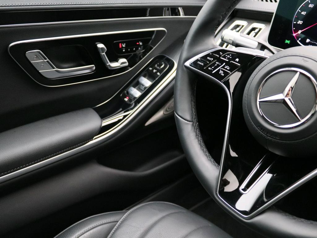 Mercedes-Benz S-Klasse 450 4MATIC 4