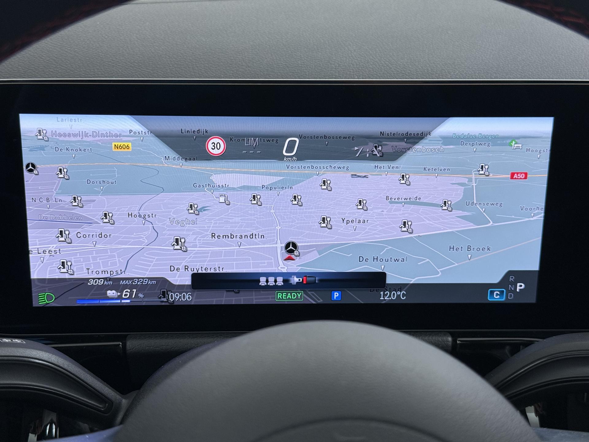 Mercedes-Benz EQA 250+ AMG Line Premium 71 kWh Accu 36