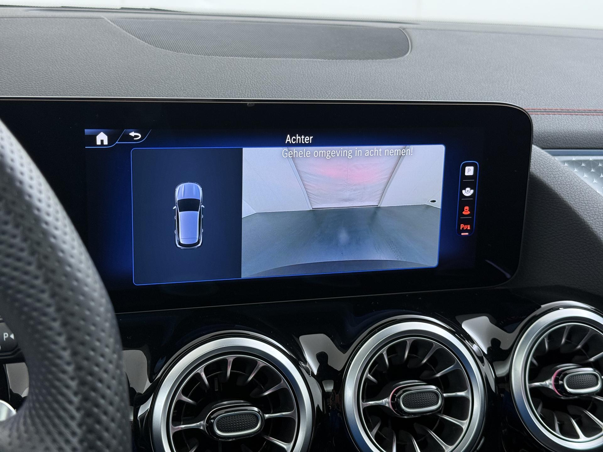 Mercedes-Benz EQA 250+ AMG Line Premium 71 kWh Accu 46