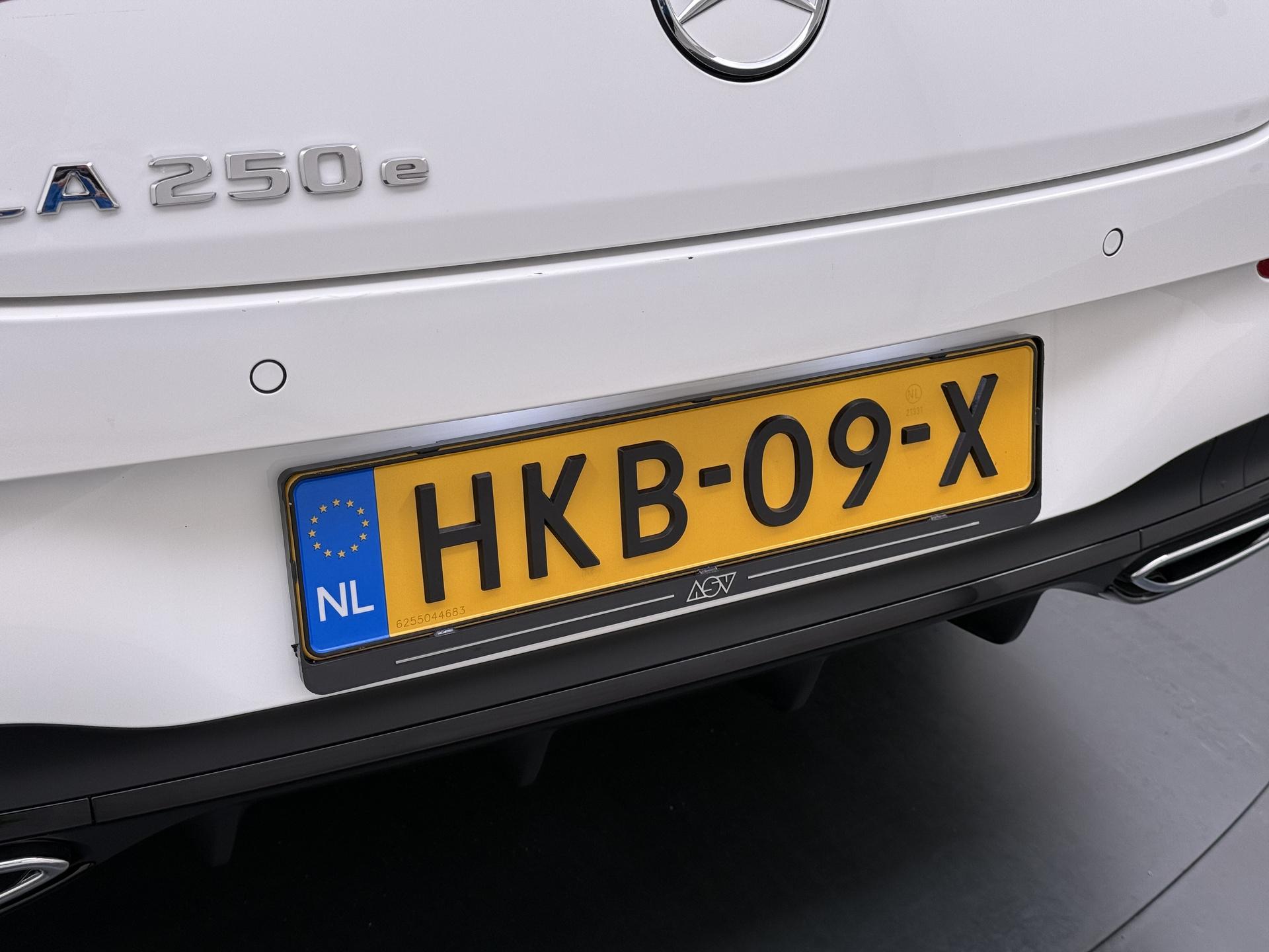 Mercedes-Benz CLA-Klasse Shooting Brake 250 e AMG Business Solution 17