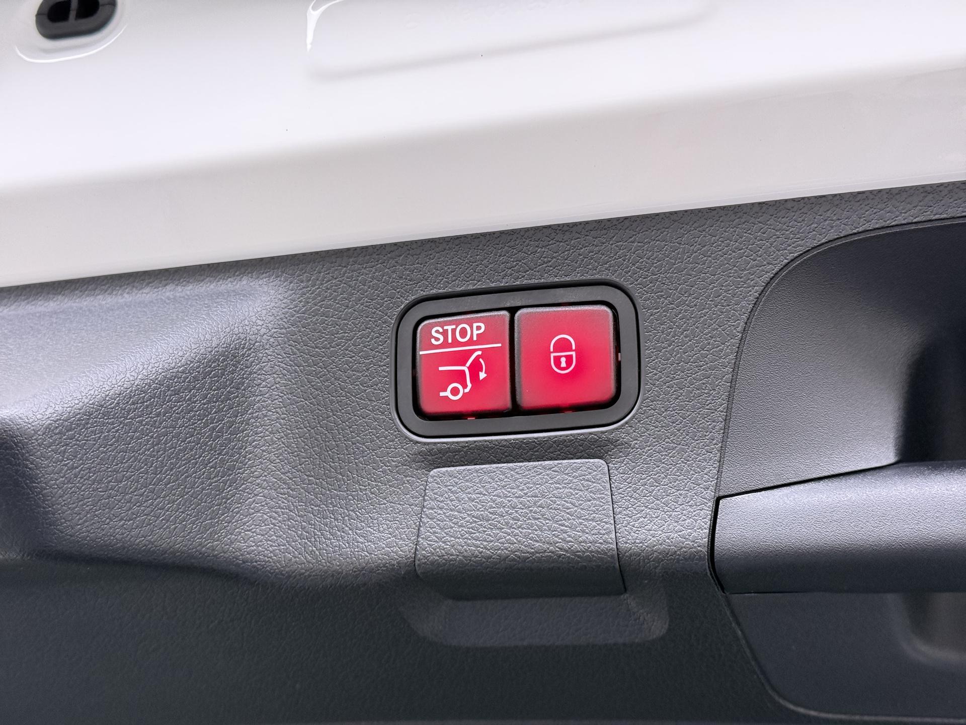 Mercedes-Benz CLA-Klasse Shooting Brake 250 e AMG Business Solution 19