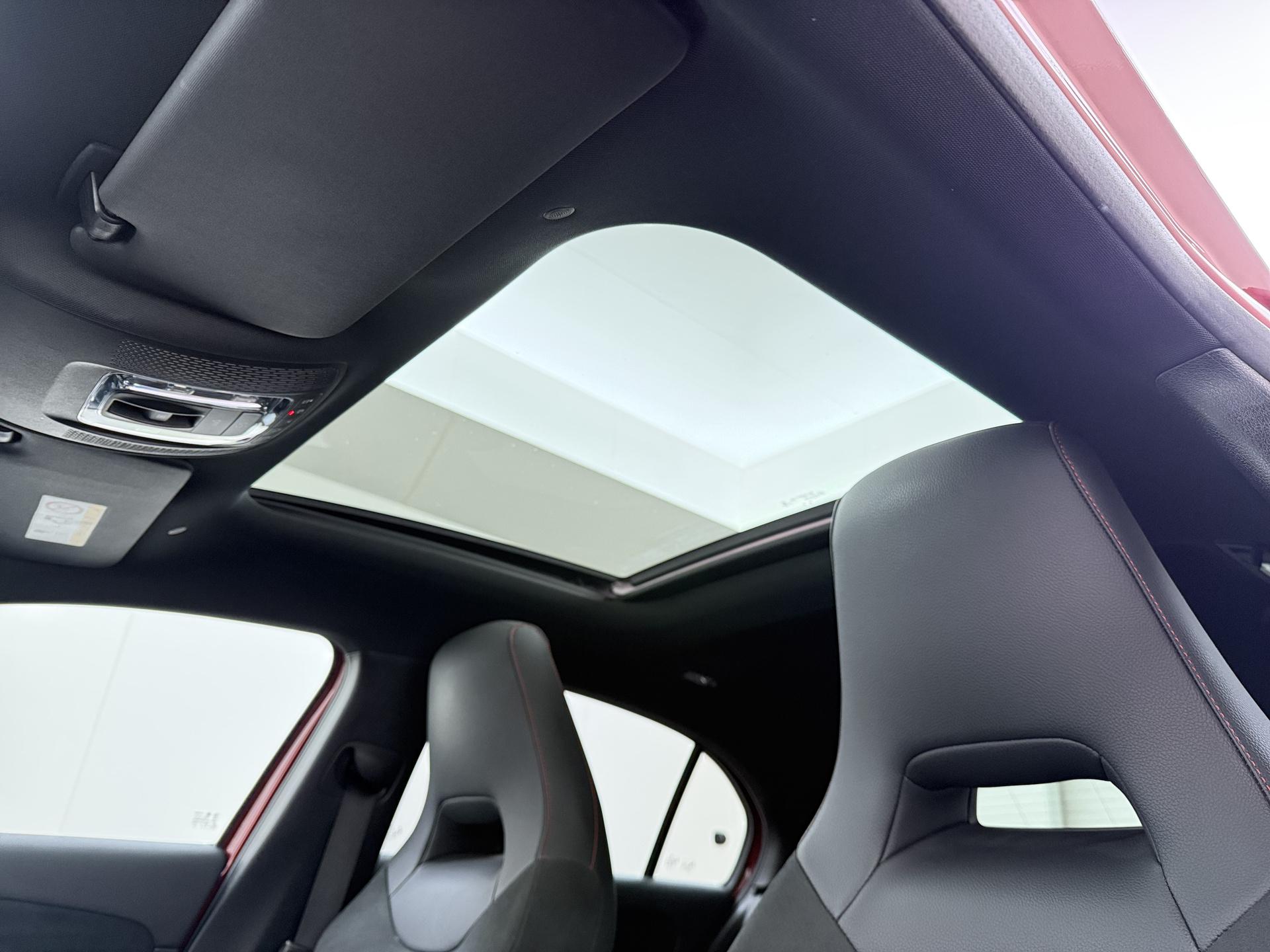 Mercedes-Benz A-Klasse 180 Business Solution AMG 15