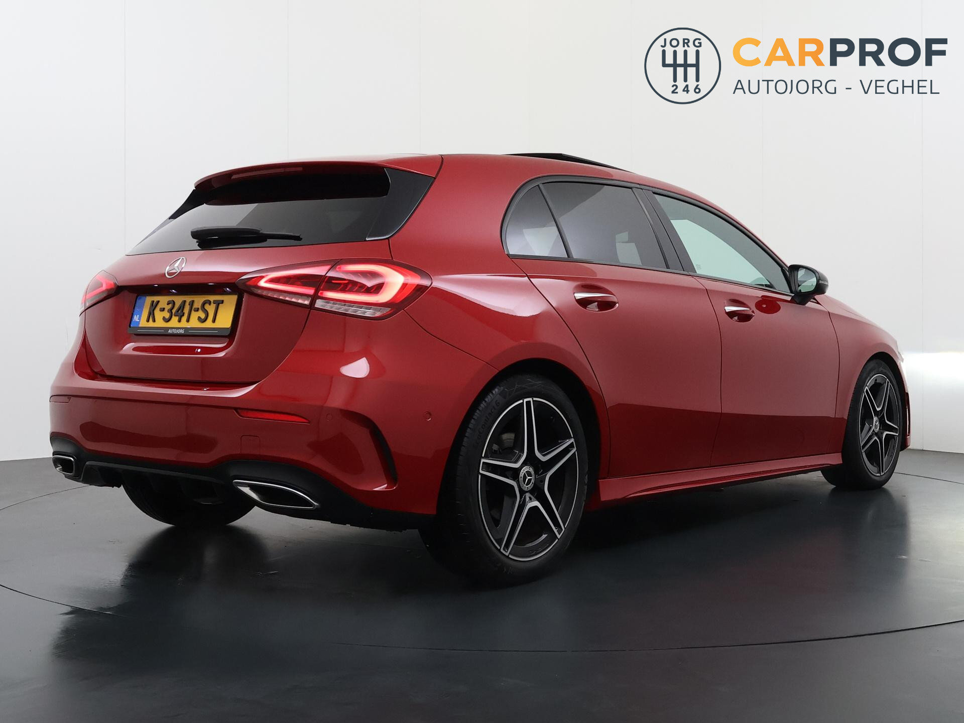 Mercedes-Benz A-Klasse 180 Business Solution AMG 2