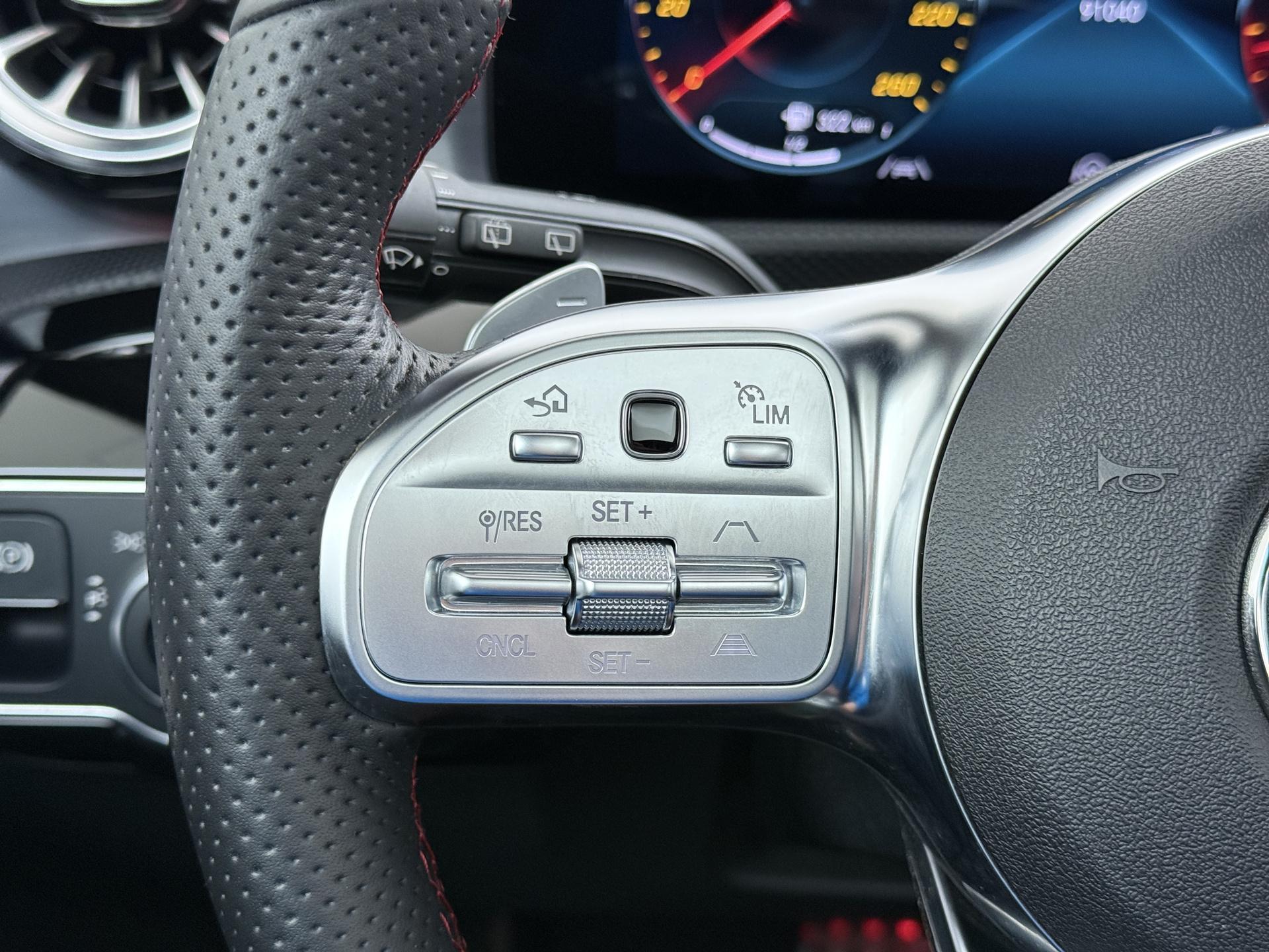 Mercedes-Benz A-Klasse 180 Business Solution AMG 24