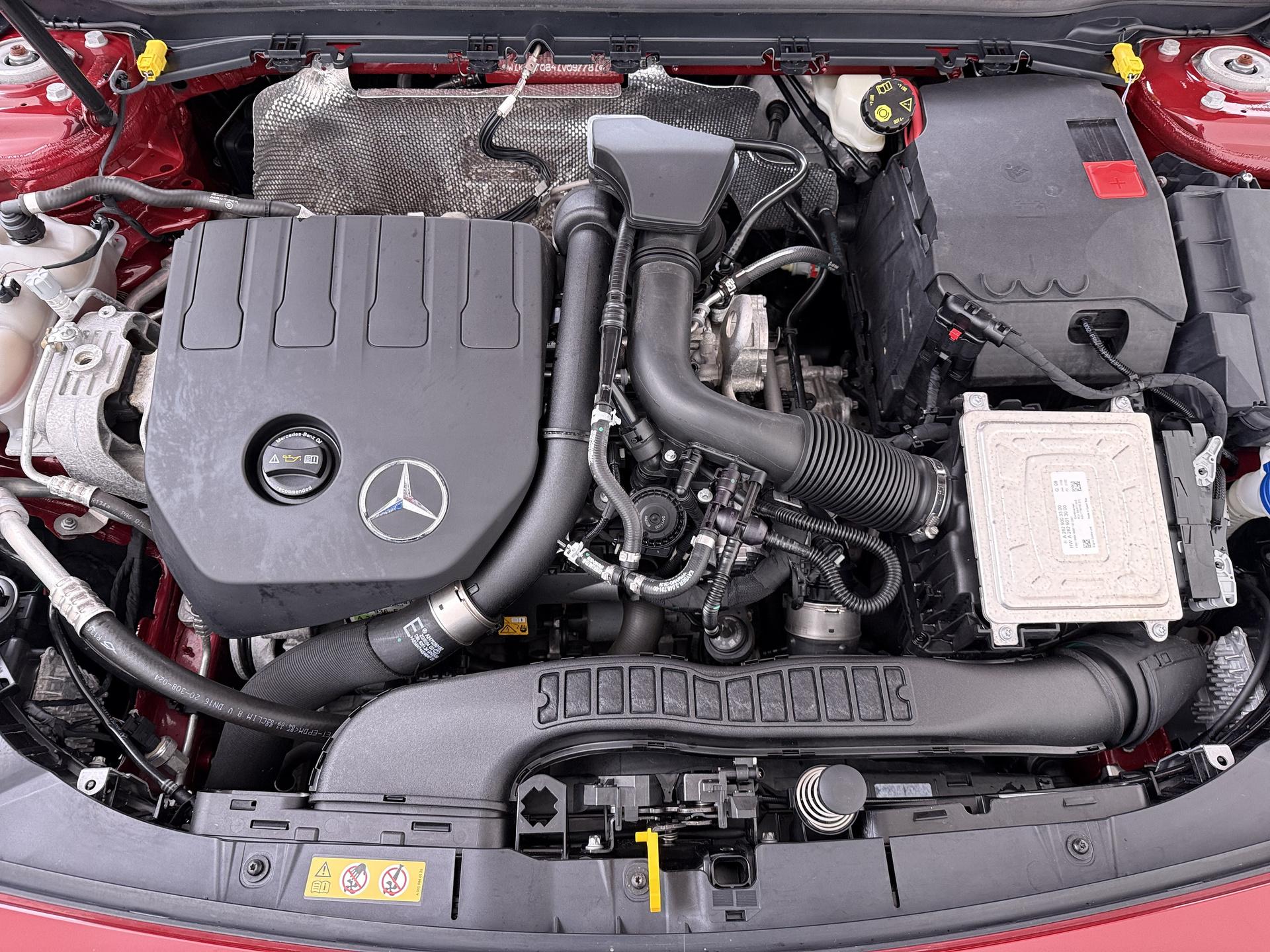 Mercedes-Benz A-Klasse 180 Business Solution AMG 9